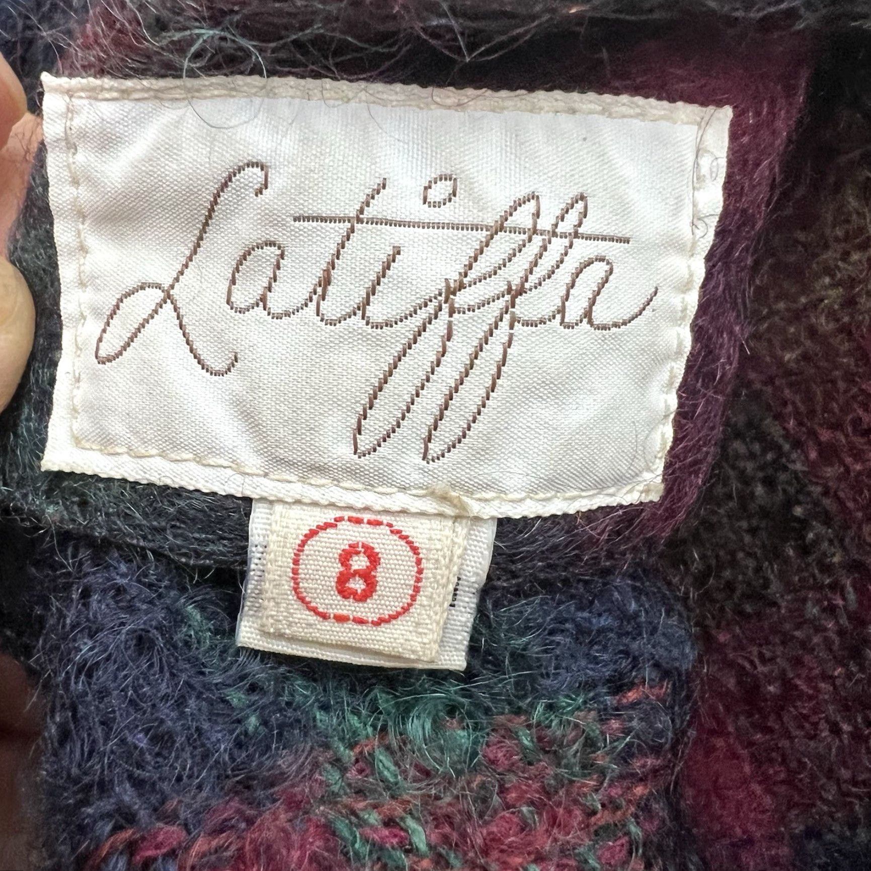 Vintage Latiffa Vintage Mohair Plaid Blazer Womens Size 8 Maroon USA Made - Regular Fit, Mid-Length Sport Coat, Notch Lapel, 80s 90s, Business Casual Size M / US 6-8 / IT 42-44 - 5 Thumbnail