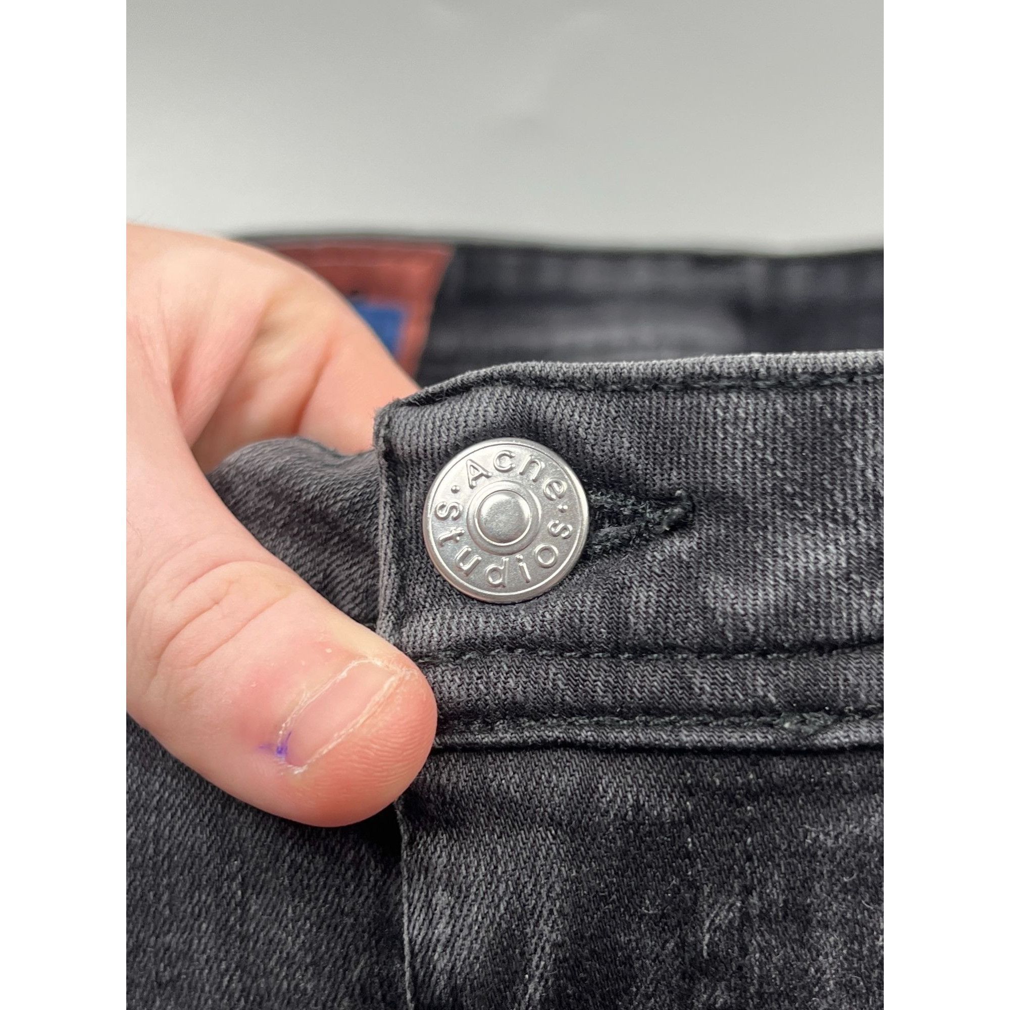 Acne Studios Acne Studios Climb Used blk Slim Fit Denim Jeans (Y0841) Size 26" / US 2 / IT 38 - 4 Thumbnail