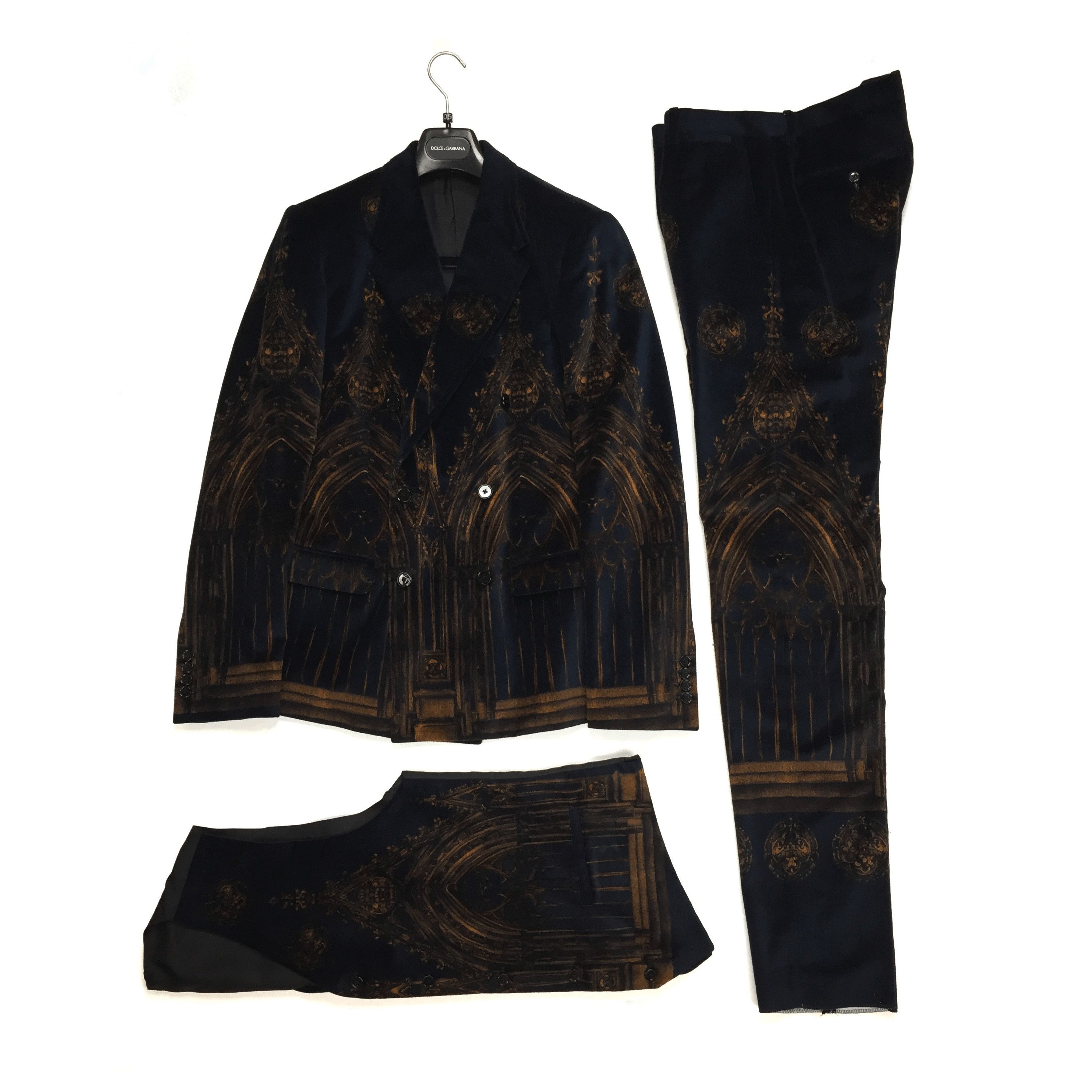 Dolce & Gabbana $6.7k FW14 Runway Cathedral Velvet 3 Piece Suit NWT Size 40R - 1 Preview