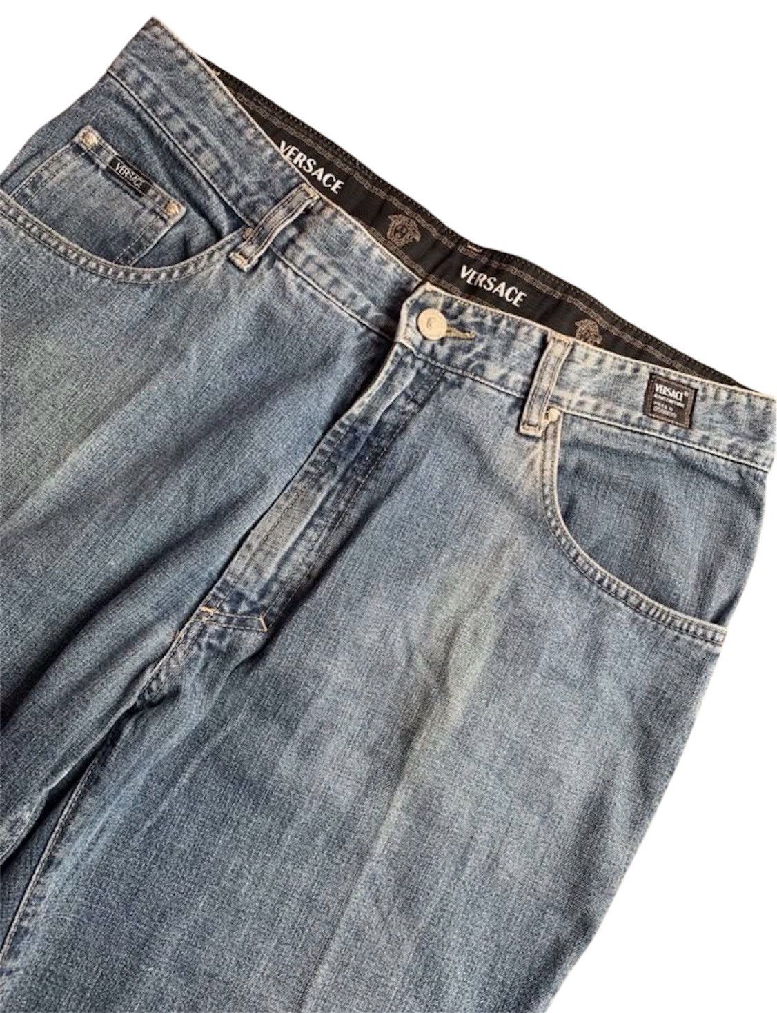 Le Grande Bleu (L.G.B.) × Versace × Versace Jeans Couture Vintage Versace faded Jeans Size US 36 / EU 52 - 2 Thumbnail