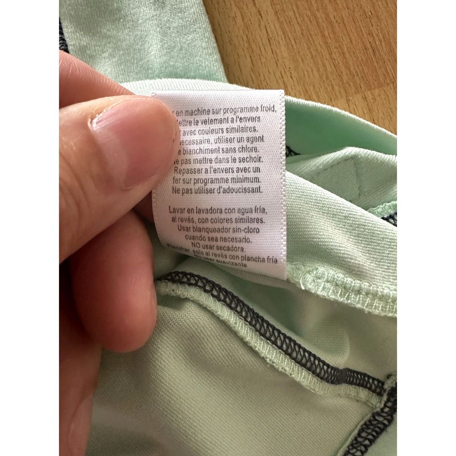 Alo ALO Women’s Tank Camisole Slim Fit Medium Aqua Breathable Built-In Bra Activewear Shirt Women Gym Running Yoga Size M / US 6-8 / IT 42-44 - 5 Thumbnail