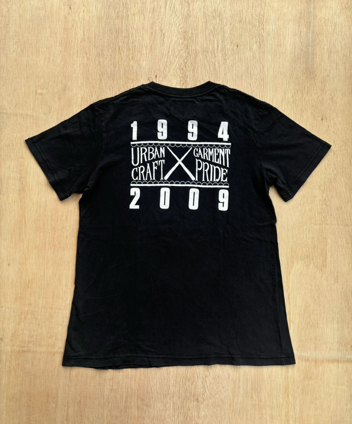 Japanese Brand × Kaws × Neighborhood Neighborhood Kaws Original Fake tee Size US M / EU 48-50 / 2 - 3 Thumbnail