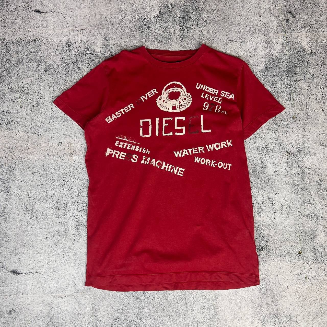 Diesel Diesel Tee Men's Size L Red Cotton Short Sleeve` Size US L / EU 52-54 / 3 - 1 Thumbnail