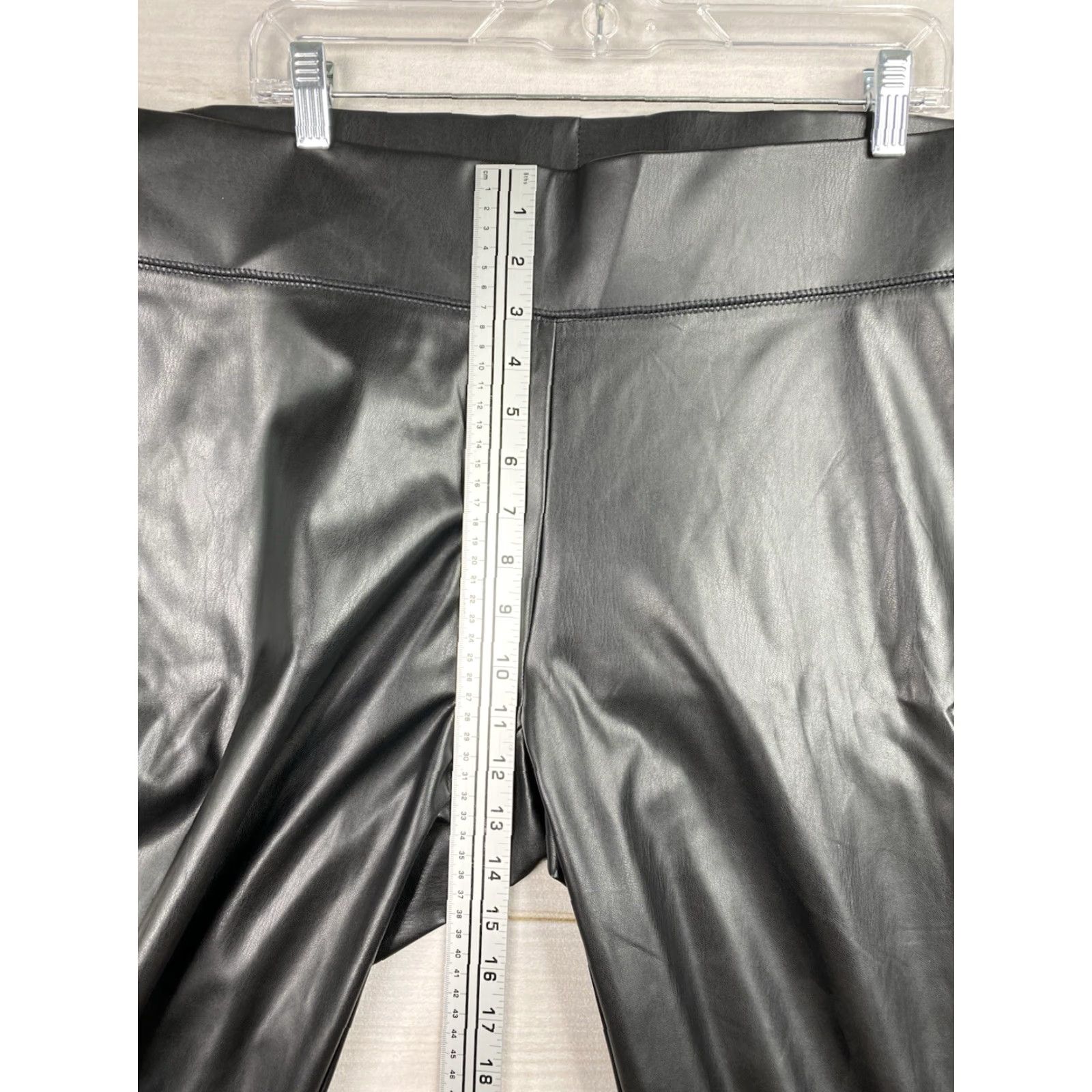Vintage Morgan Taylor Pants Womens 2X Black Faux Vegan Leather Pull On Legging NWT Size 40" / US 18 - 4 Thumbnail