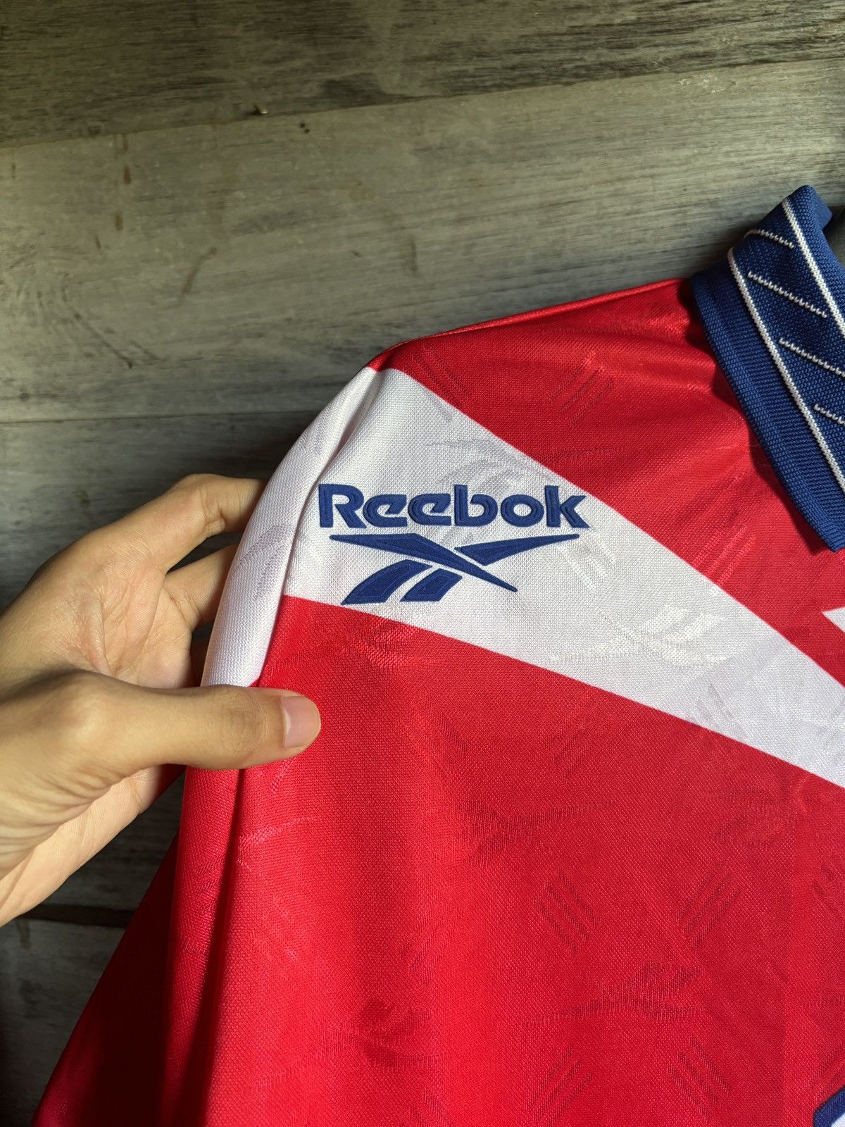 Reebok × Vintage Vintage Chile 1997 Home Jersey Size US L / EU 52-54 / 3 - 5 Thumbnail