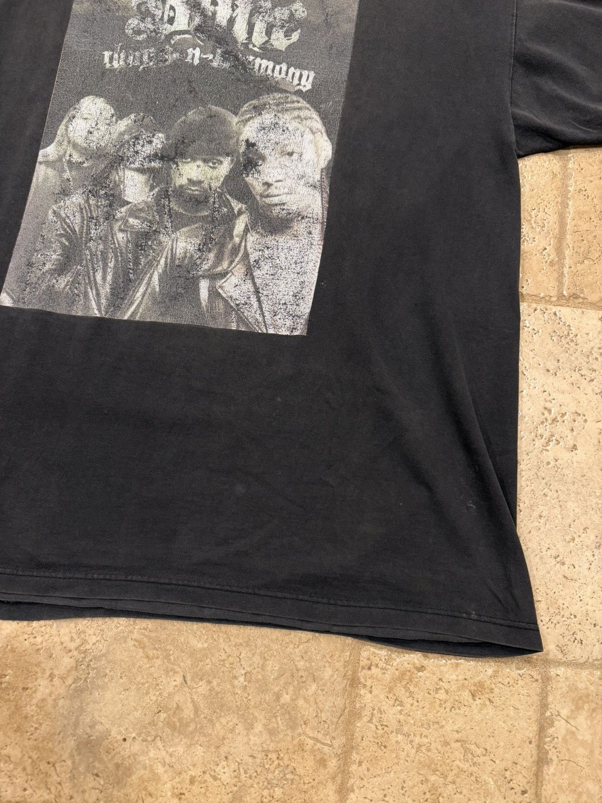 Vintage Vintage Bone Thugs N Harmony BTNH Resurrection Faded Rap Tee Size US XXL / EU 58 / 5 - 4 Thumbnail