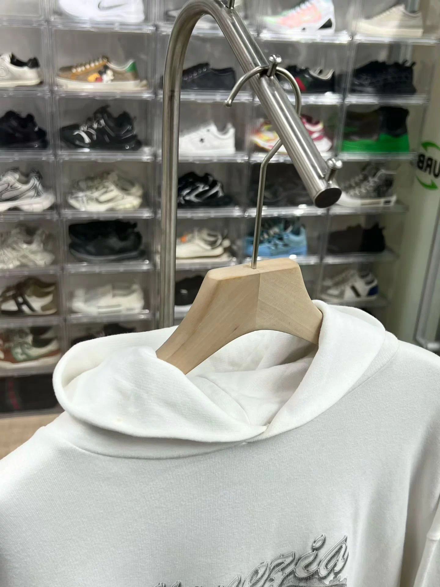 Balenciaga Balenciaga Castle Print Relaxed Hoodie S Lightly Worn Size US S / EU 44-46 / 1 - 2 Thumbnail