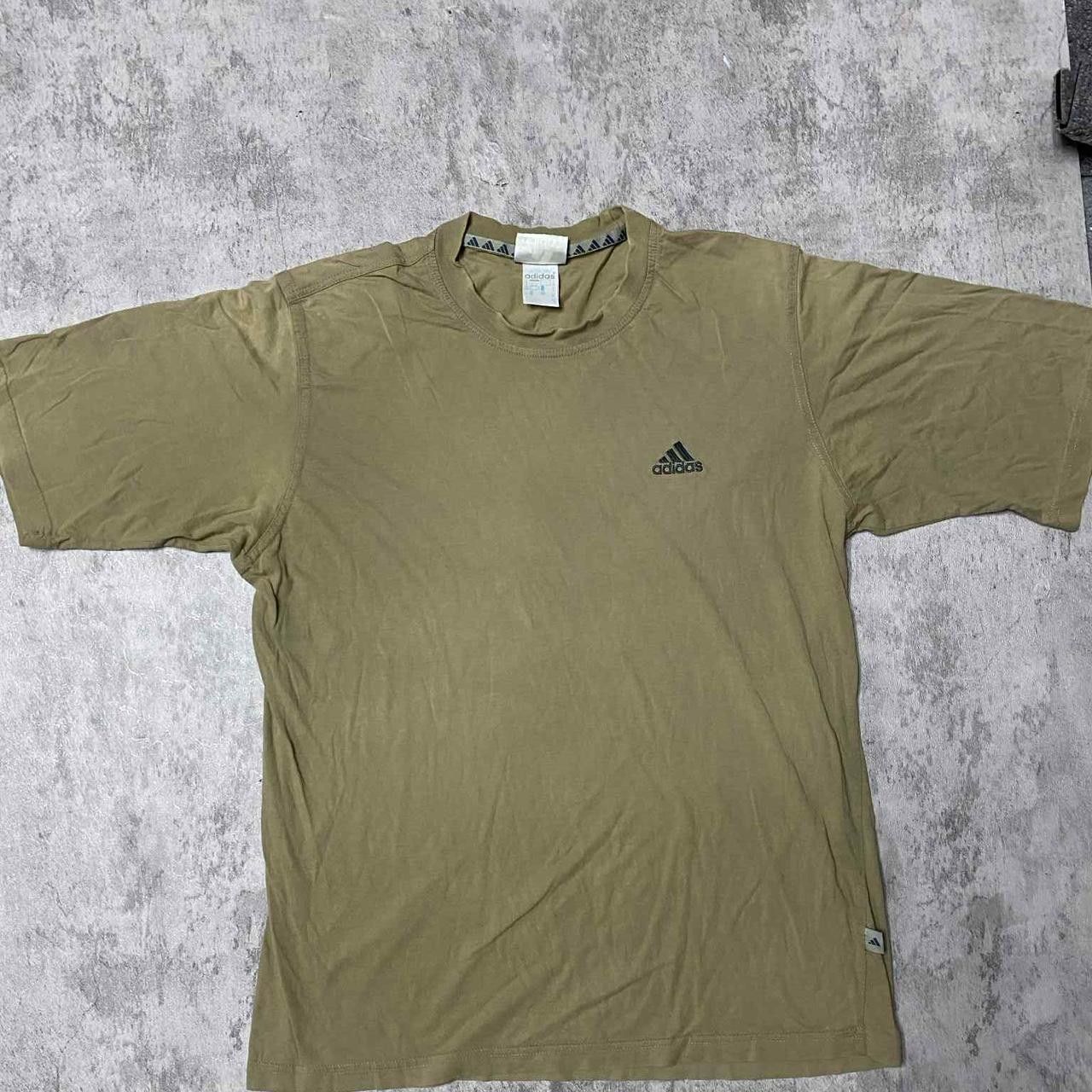 Adidas Khaki Adidas vintage T-shirt streetwear Size US M / EU 48-50 / 2 - 1 Thumbnail