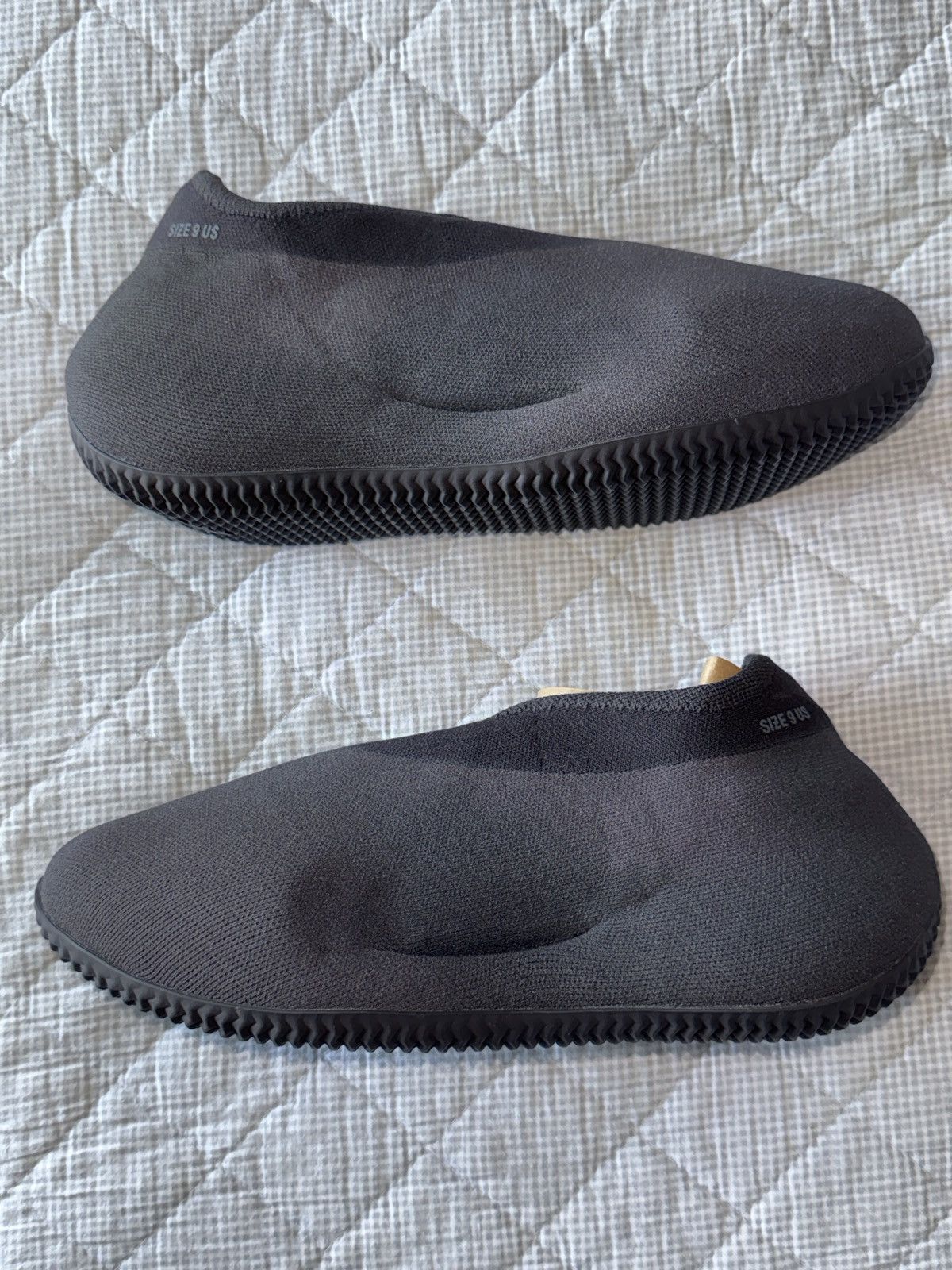 Yeezy Adidas Yeezy Knit RNR ‘ Fade Onyx ’ Size US 9 / EU 42 - 1 Thumbnail
