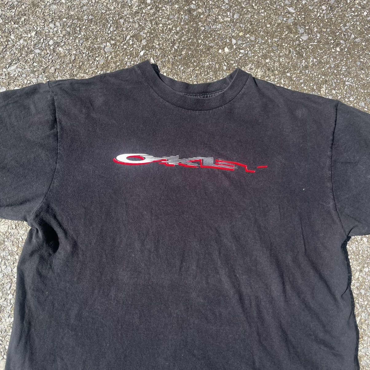 Oakley Oakley softwear shirt with red accent Size US L / EU 52-54 / 3 - 1 Thumbnail