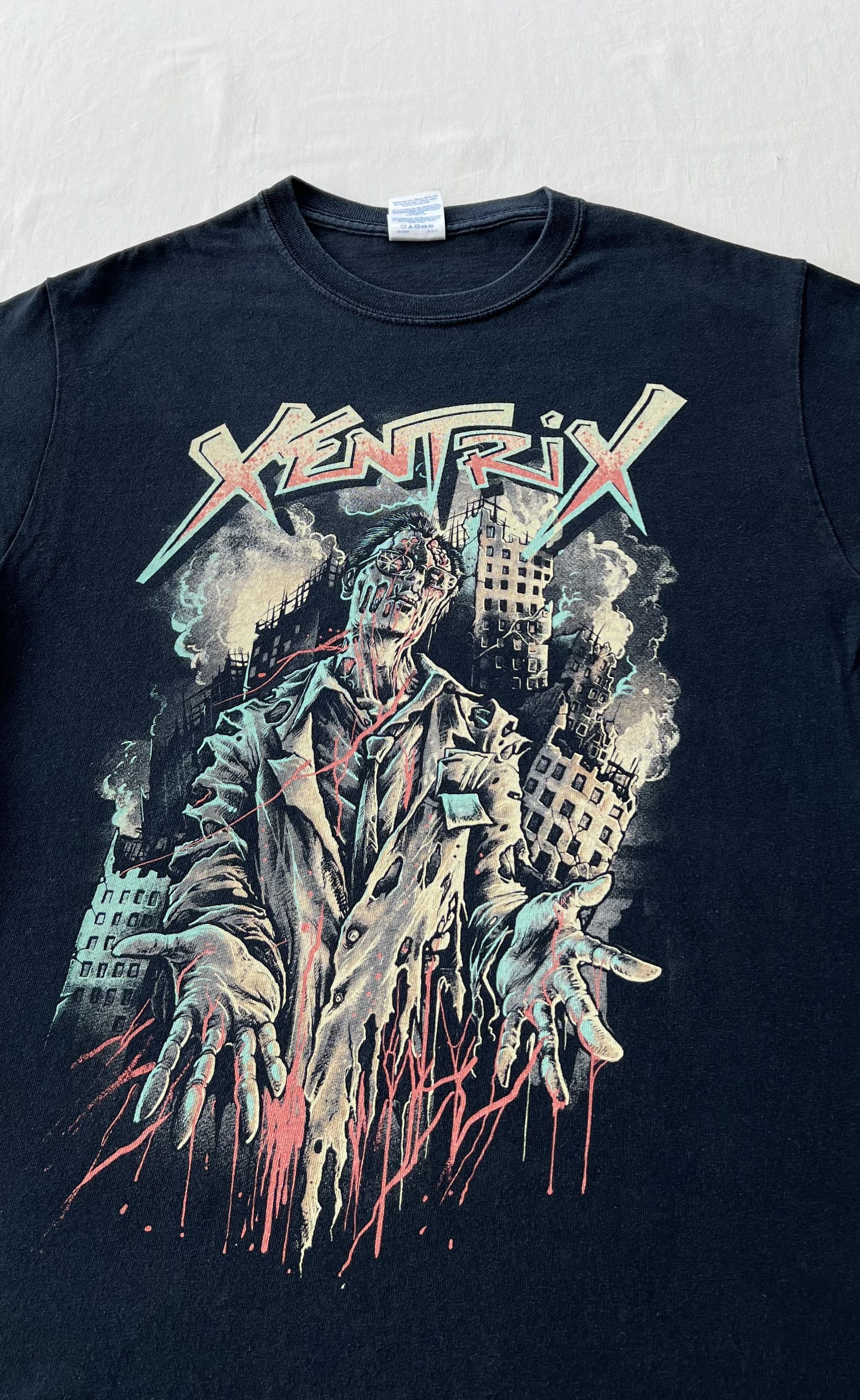 Band Tees Vintage 2000s Xentrix Metal Band Black T-shirt Size US S / EU 44-46 / 1 - 3 Thumbnail