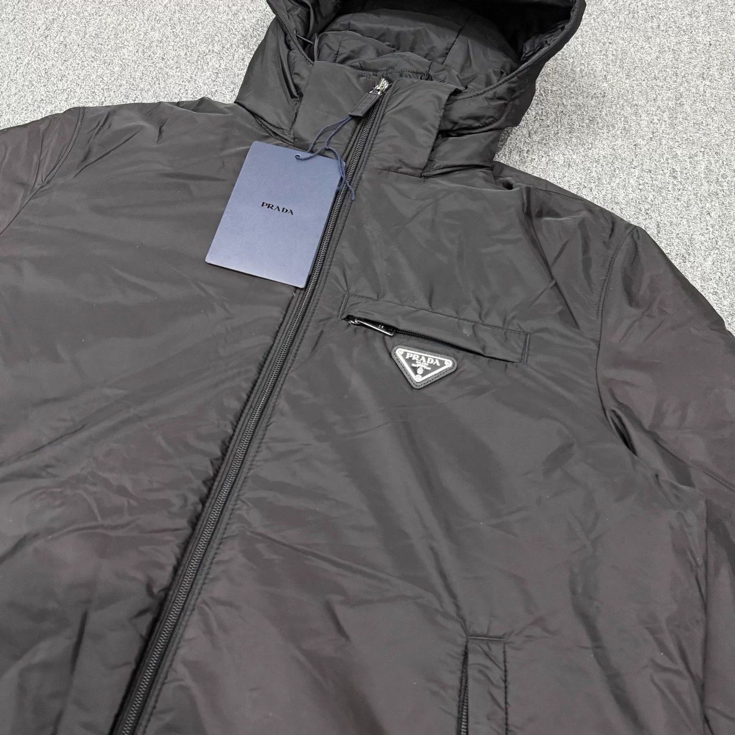 Prada Prada Messi recycled nylon black triangle logo puffer 50 Size US M / EU 48-50 / 2 - 4 Thumbnail