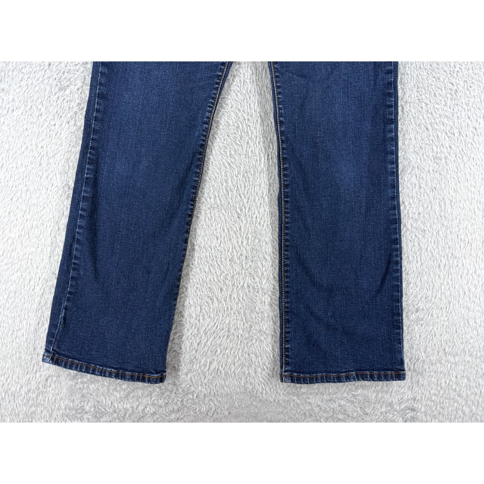 Levi's Levi's 512 Jeans Woman Regular 25x28 Blue Denim Slimming 8 Mid Rise 5-Pocket Button Zipper Size 30" / US 8 / IT 44 - 2 Thumbnail