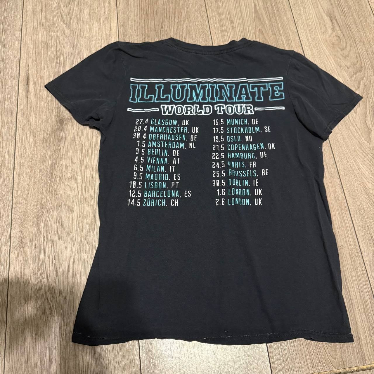 Other Shawn Mendes Illuminate Worl Tour T Shirt Size Small Size US S / EU 44-46 / 1 - 4 Thumbnail