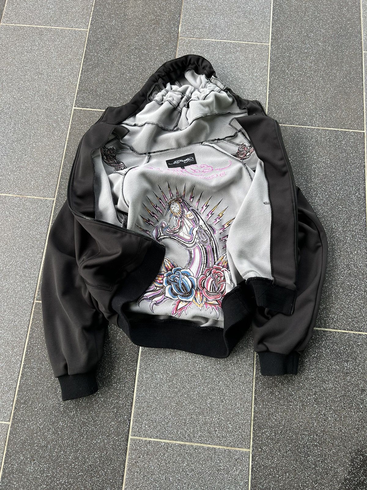 Ed Hardy Vintage Ed Hardy Jacket Logo Japanese Y2K Softshell M Size Size US M / EU 48-50 / 2 - 14 Thumbnail