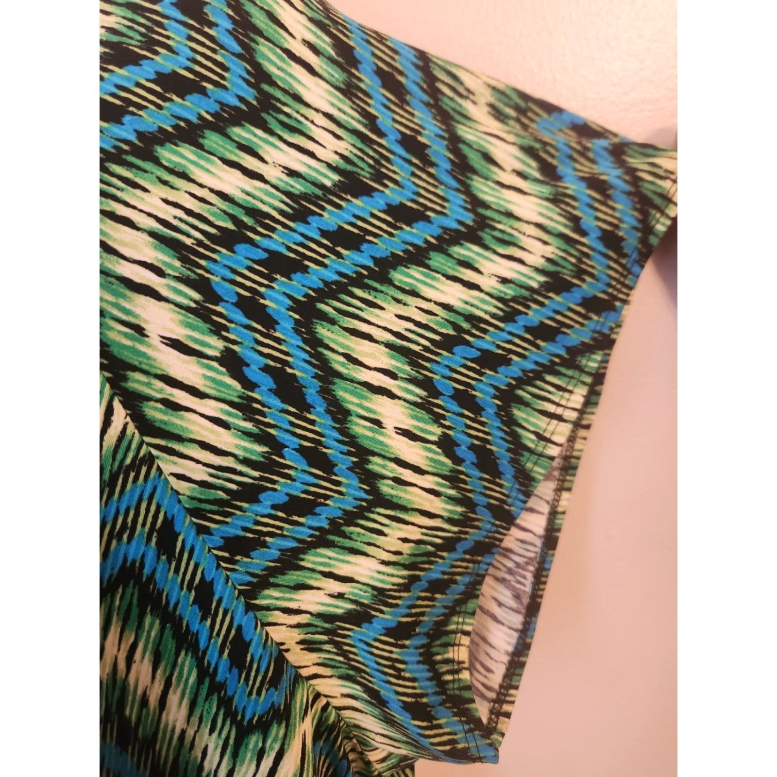 Avenue Avenue Blouse Women 4X Green Chevron Cap Sleeve Silky Top Plus Colorful Size XXL / US 16-18 / IT 52-54 - 3 Thumbnail