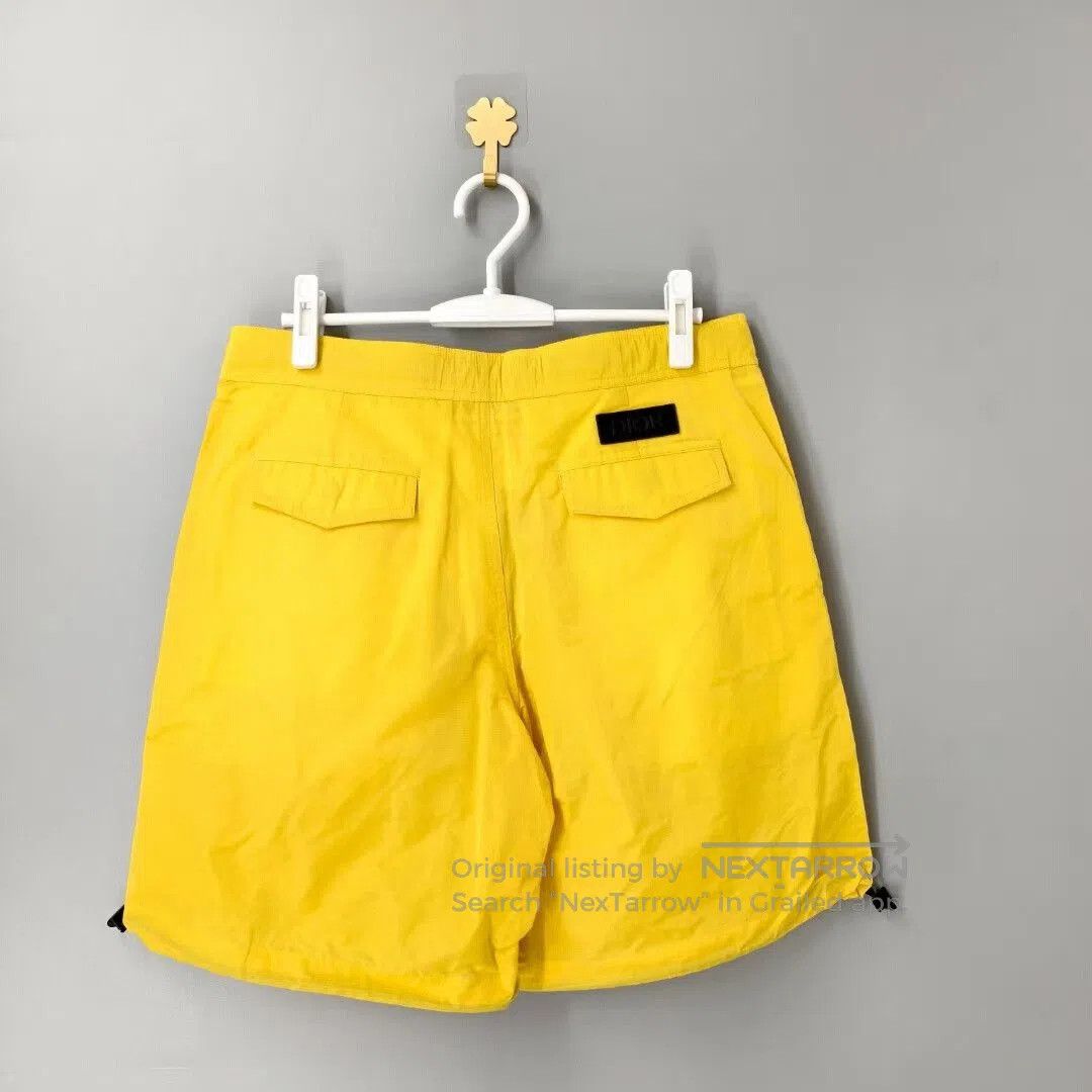 Dior dior yellow drawstring shorts with buckle. Size US 32 / EU 48 - 2 Thumbnail