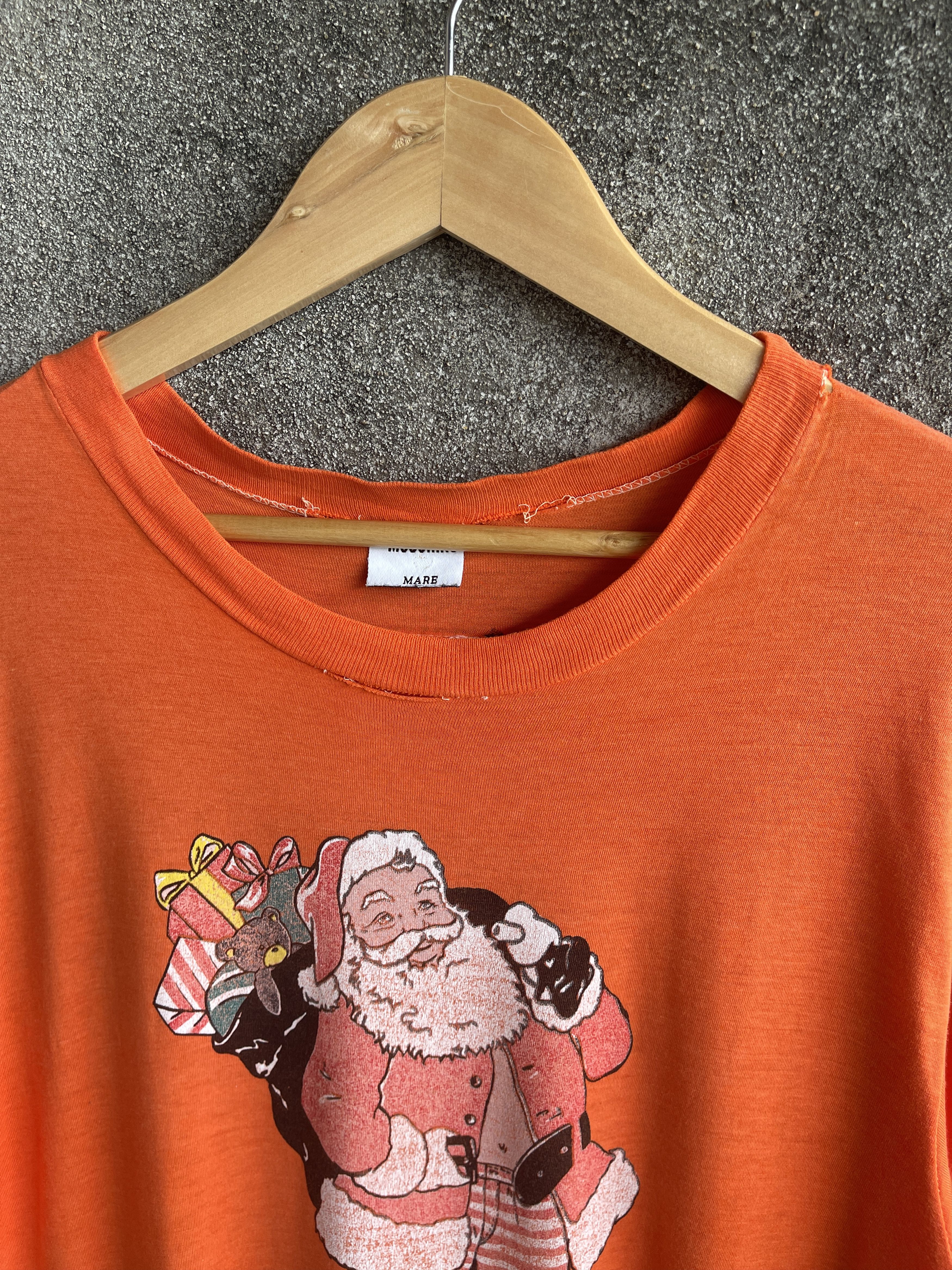 Moschino Trashed🔥MOCHINO MARE🔥Santa Claus Tshirt Size US M / EU 48-50 / 2 - 5 Thumbnail