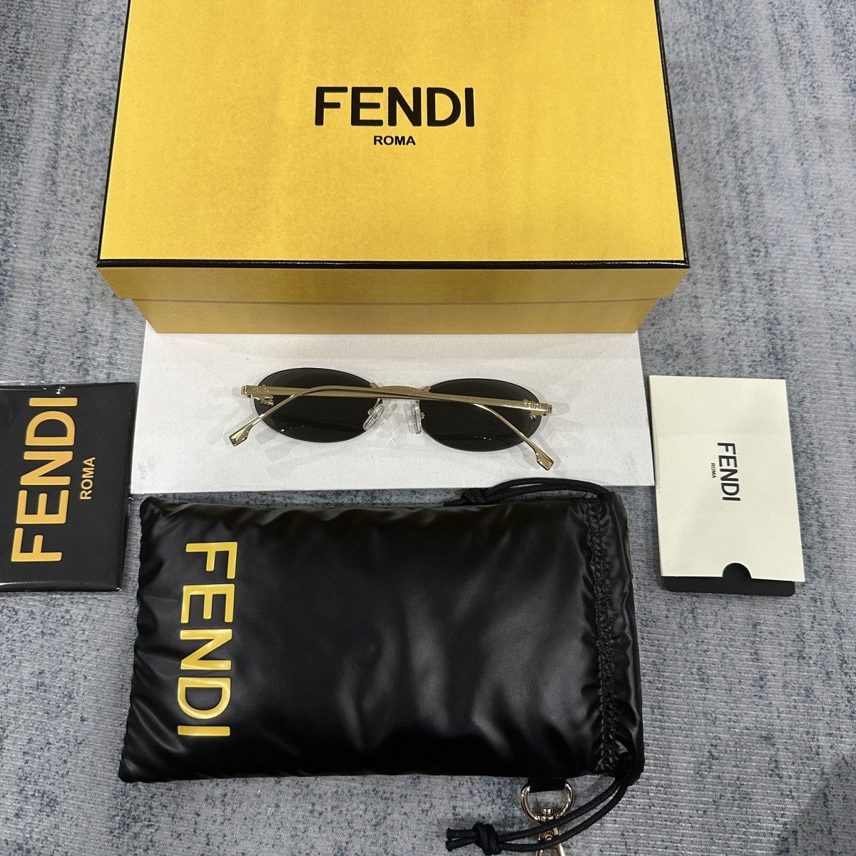 Fendi FENDI FE4075US 30A SUNGLASSES Size ONE SIZE - 3 Thumbnail