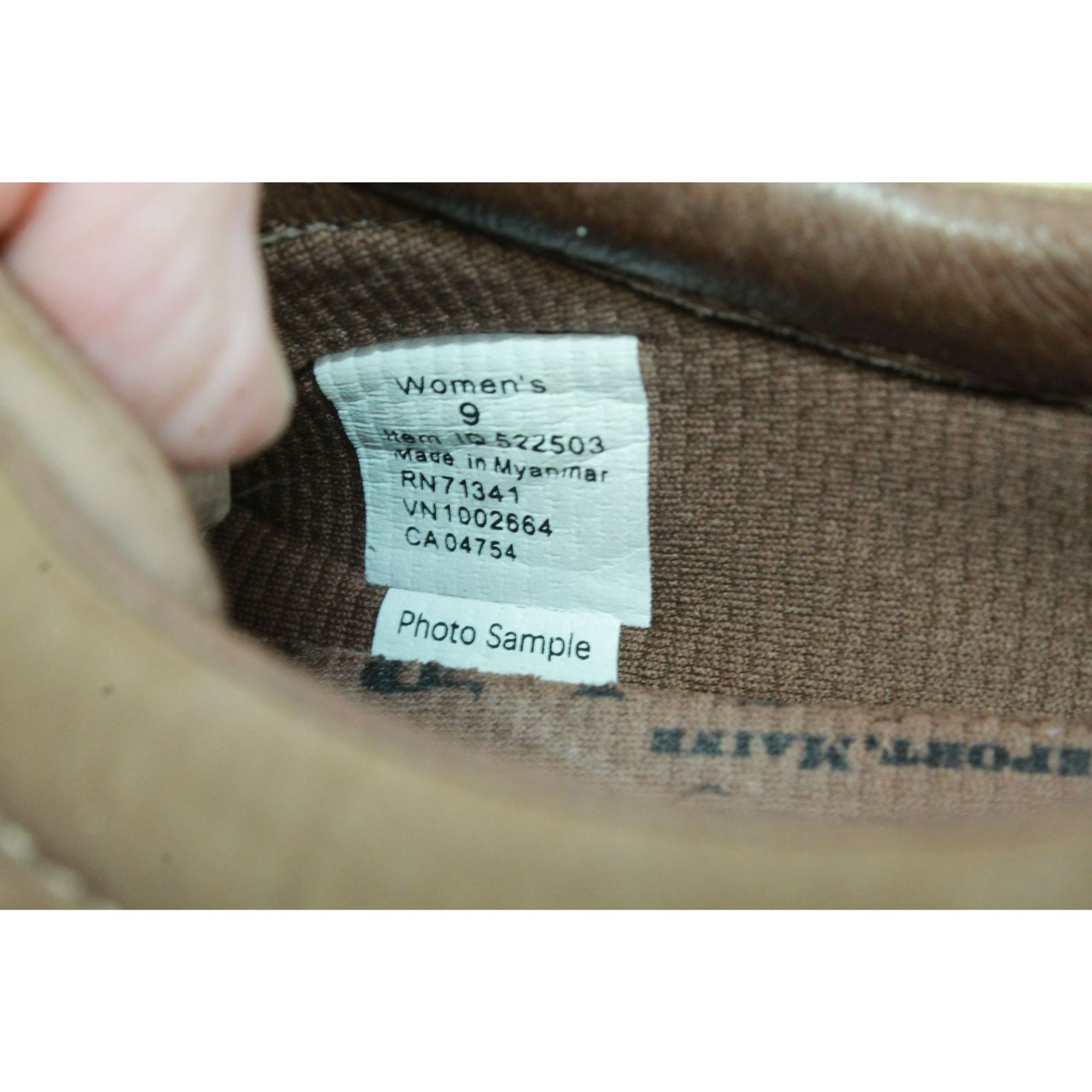 L.L. Bean LL Bean Leather Comfort Double L Casual Sneaker Shoes Size US 9 / IT 39 - 8 Thumbnail