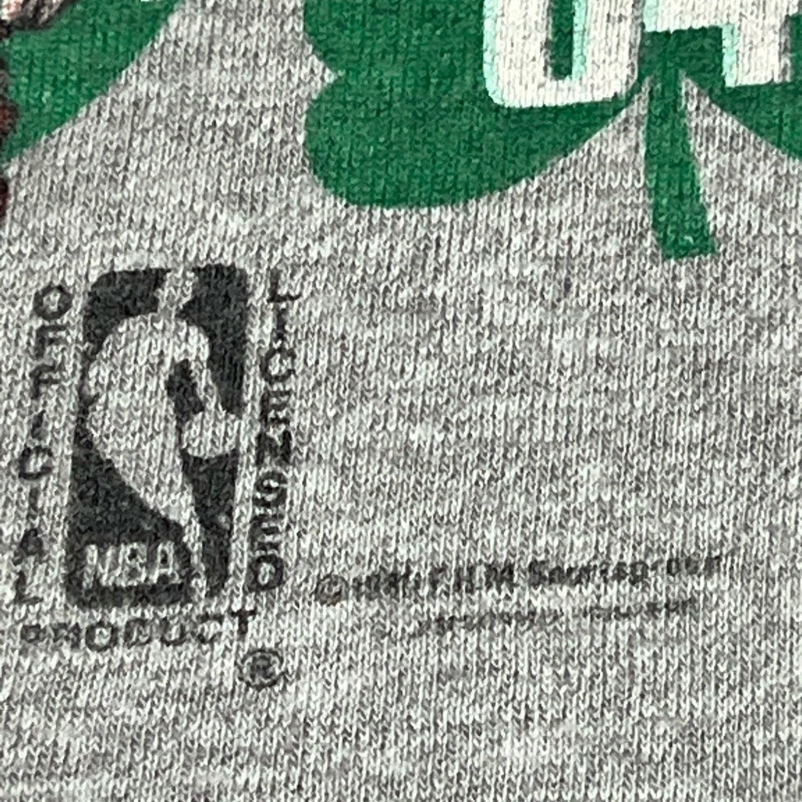 Vintage Vintage 1986 Larry Bird Boston Celtics Sz S/M Screen Stars Size US M / EU 48-50 / 2 - 4 Thumbnail