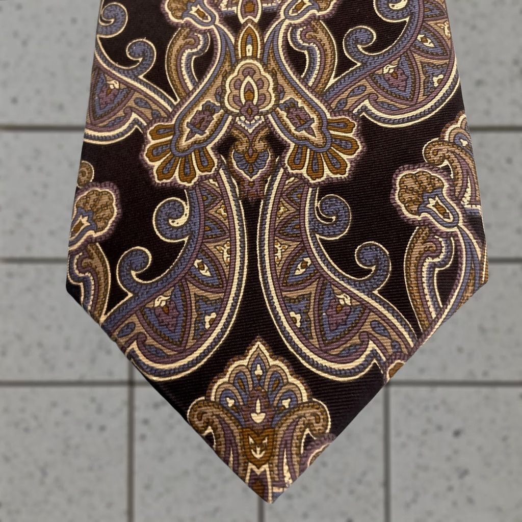 Vintage Manhattan vtg Silk Paisley Crest Western Black Brown Blue Vintage Made USA 4x57 Cap​sule Wide Necktie Size ONE SIZE - 1 Thumbnail