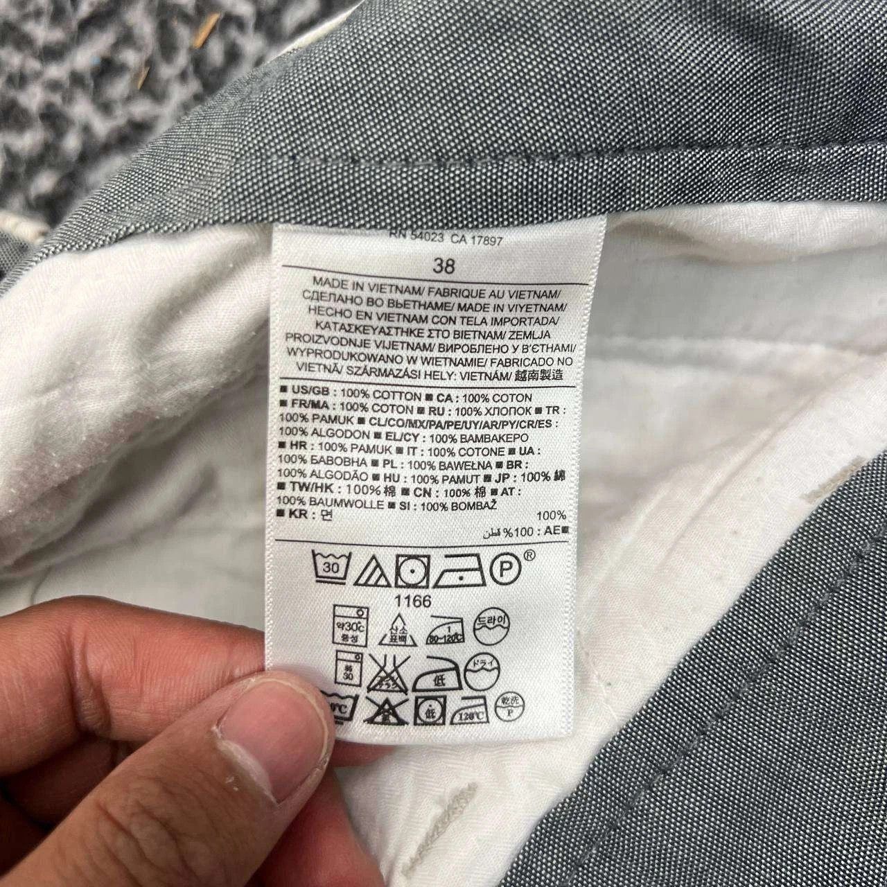 Banana Republic Banana Republic Cargo Shorts Men 38 Beige Pockets Outdoor Size US 38 / EU 54 - 4 Thumbnail