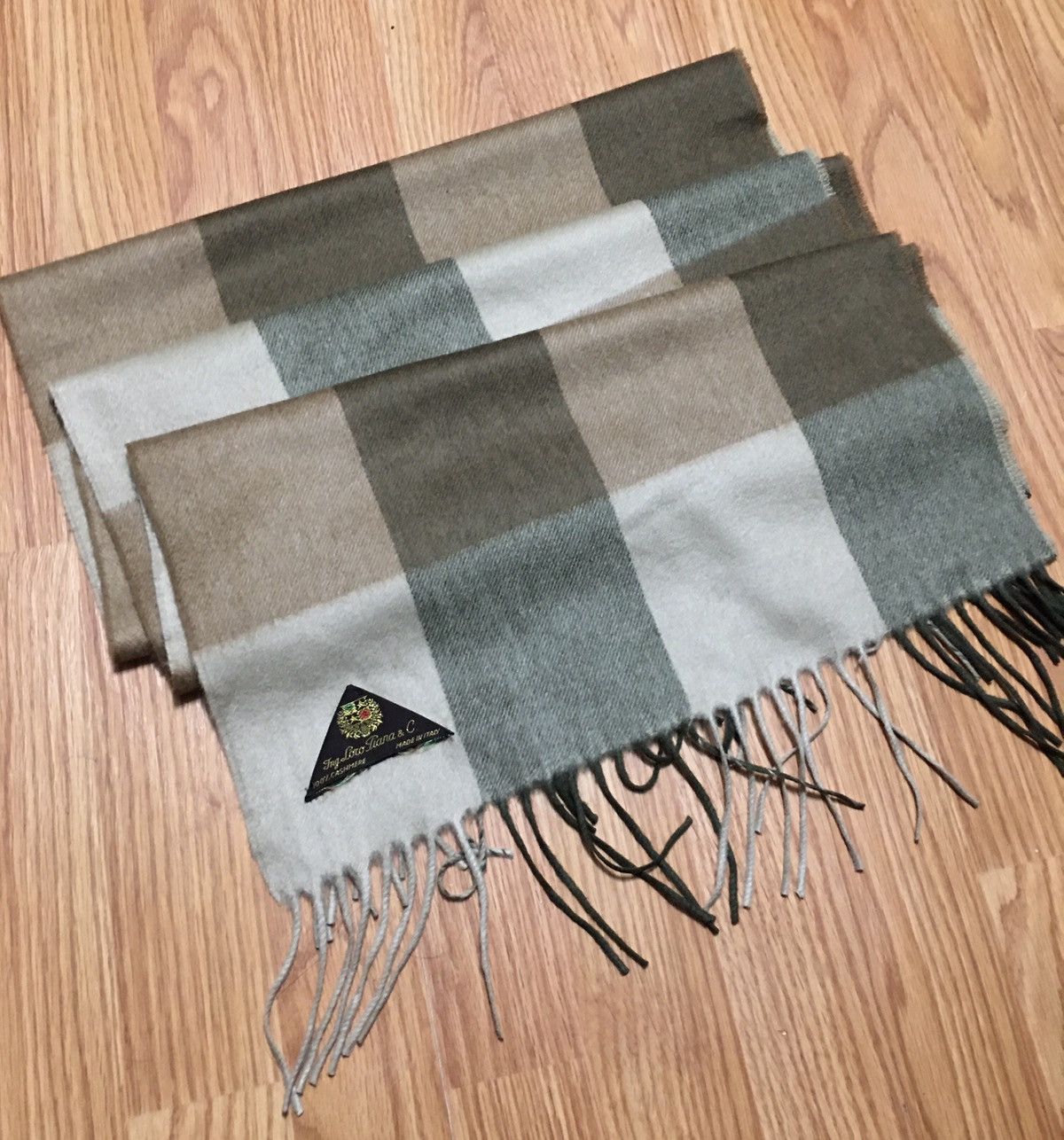 Loro Piana Loro Piana Cashmere Checked Large Scarf Shawl Size ONE SIZE - 2 Thumbnail