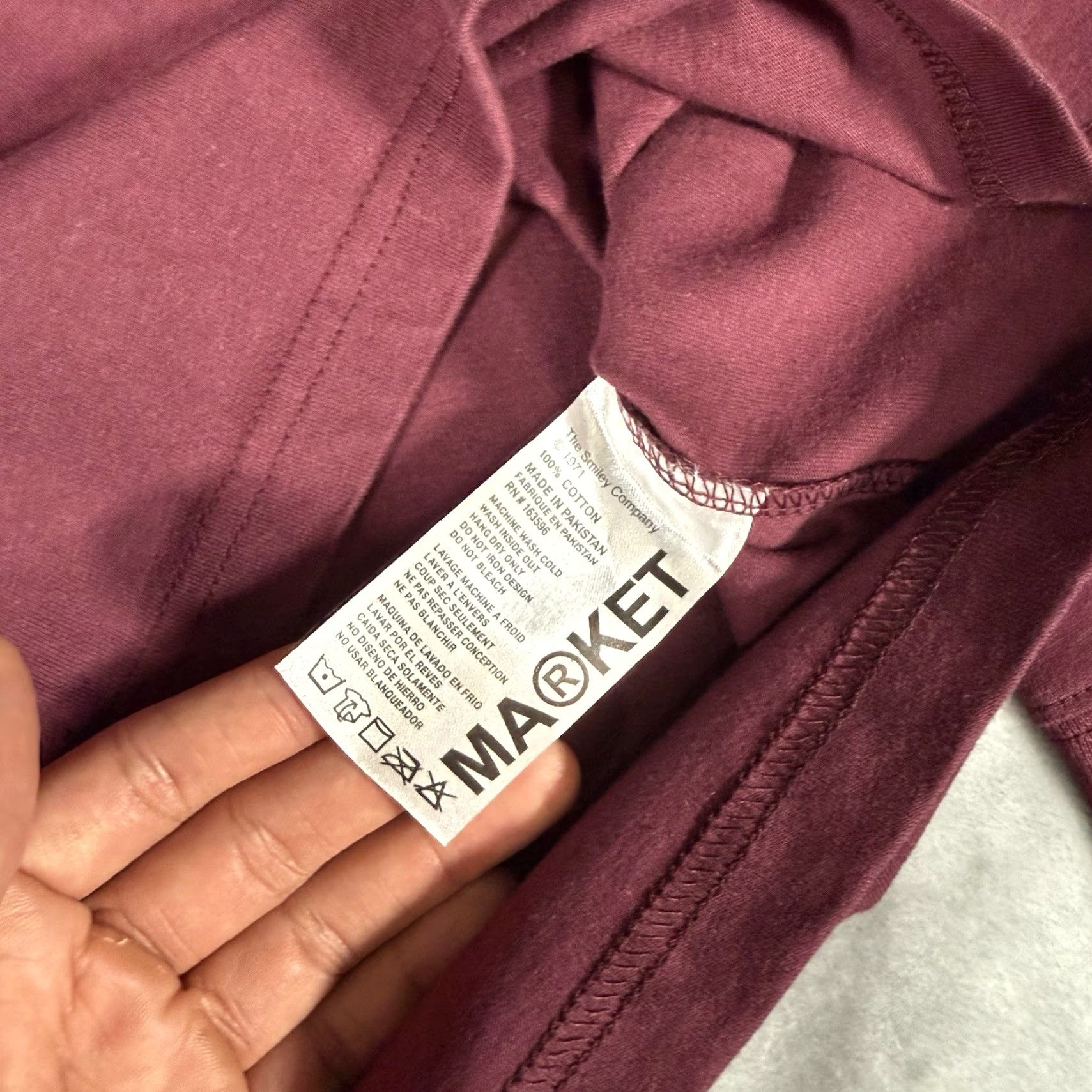 Market Market T Shirt Mens Medium Long Sleeve Graphic Print Burgundy New Size US M / EU 48-50 / 2 - 5 Thumbnail