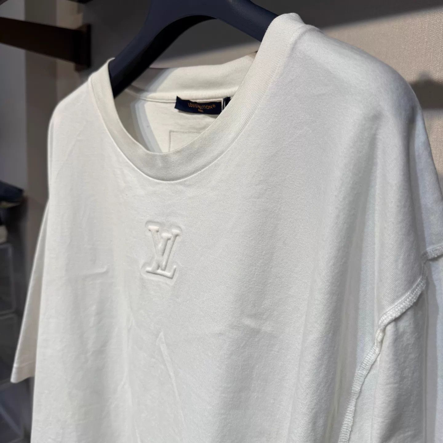 Louis Vuitton LV White Embossed Short Sleeve Tee 5L New Size US XXL / EU 58 / 5 - 4 Thumbnail