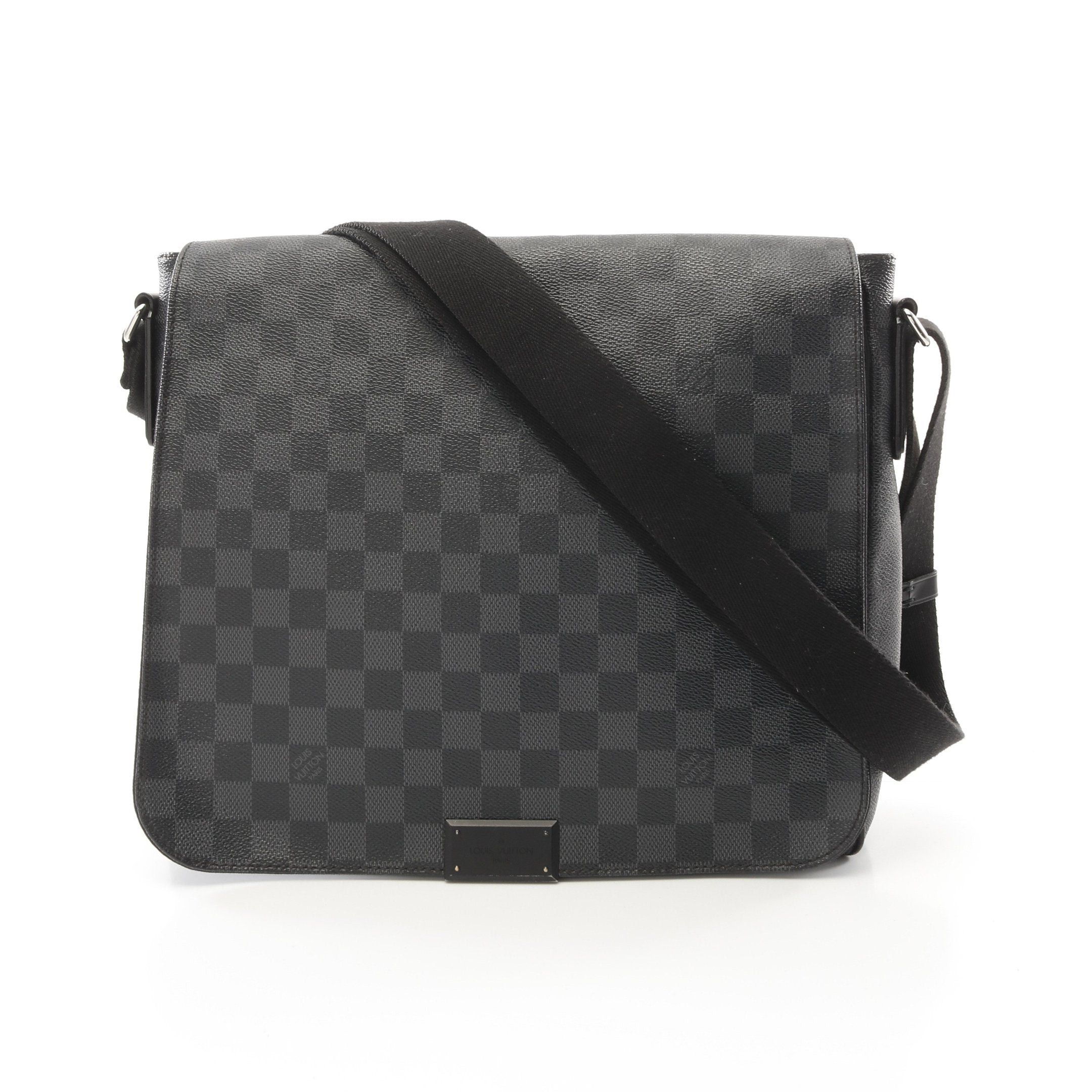 Louis Vuitton District Mm Damier Graphite Shoulder Bag Leather Black