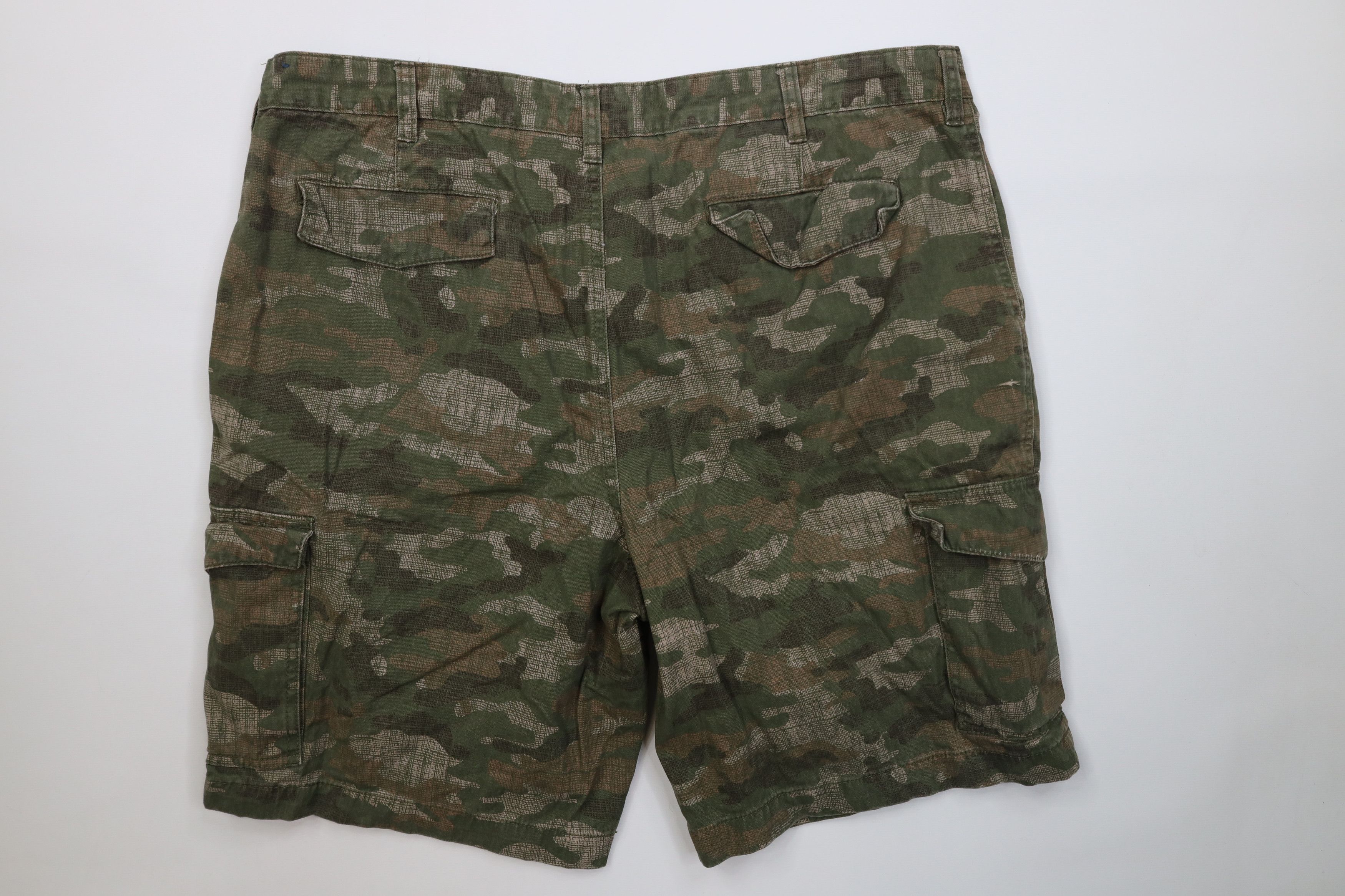 Vintage Vintage Y2K Streetwear Faded Camouflage Cargo Shorts Cotton Size US 40 / EU 56 - 8 Thumbnail