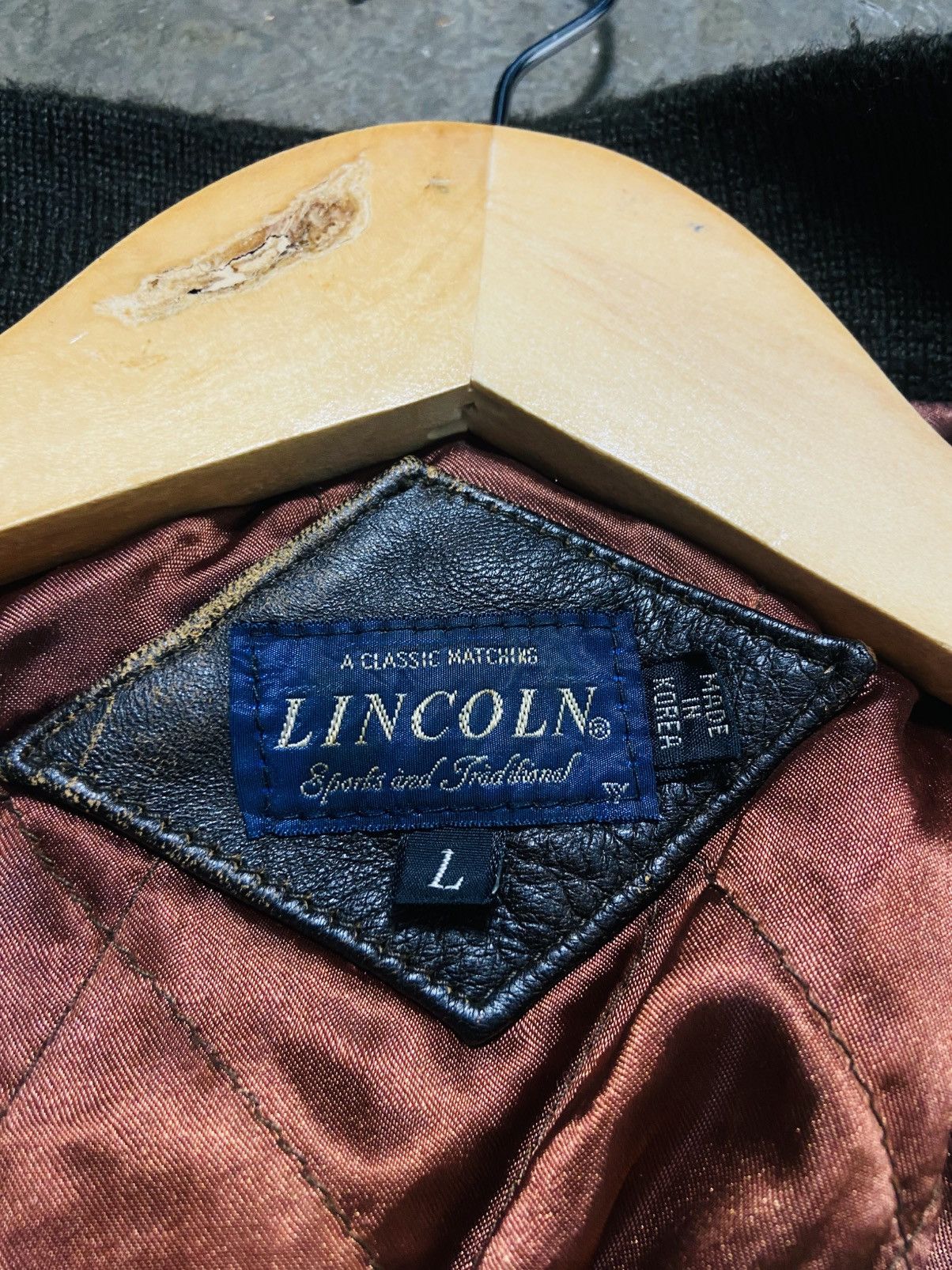 Genuine Leather Vintage Lincoln Sheepskin Leather Bomber Jacket Size US L / EU 52-54 / 3 - 12 Thumbnail
