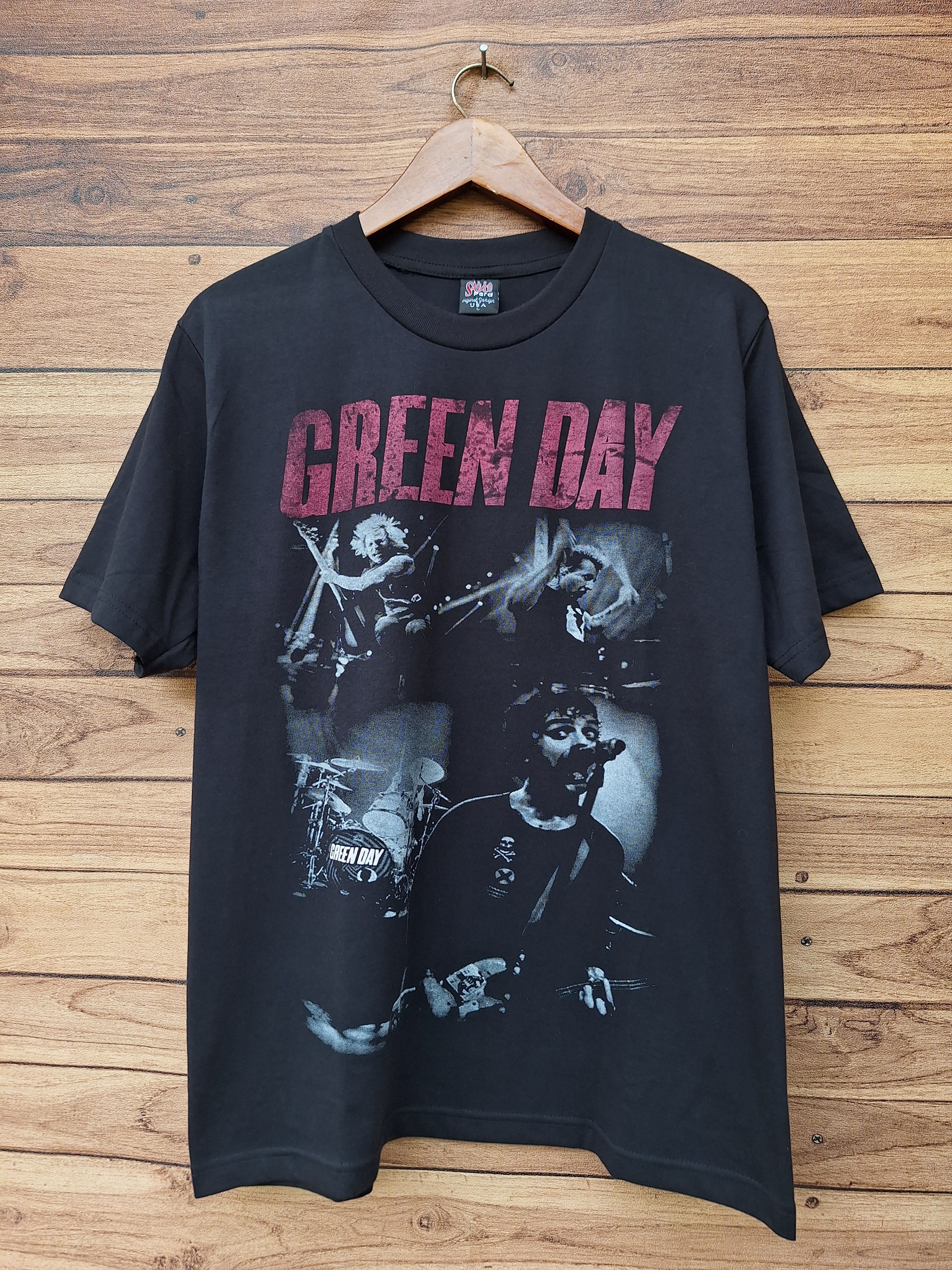 🔥RARE🔥 Vintage green day era american idiot album punk tee
