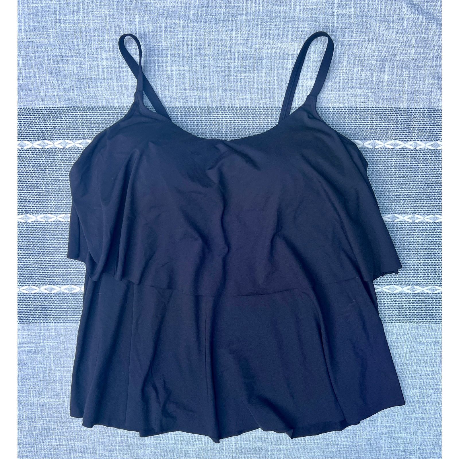 Lands' End Land's End Bathing Swim Suit Tankini Top 10 Black Modest EUC Size ONE SIZE - 1 Thumbnail