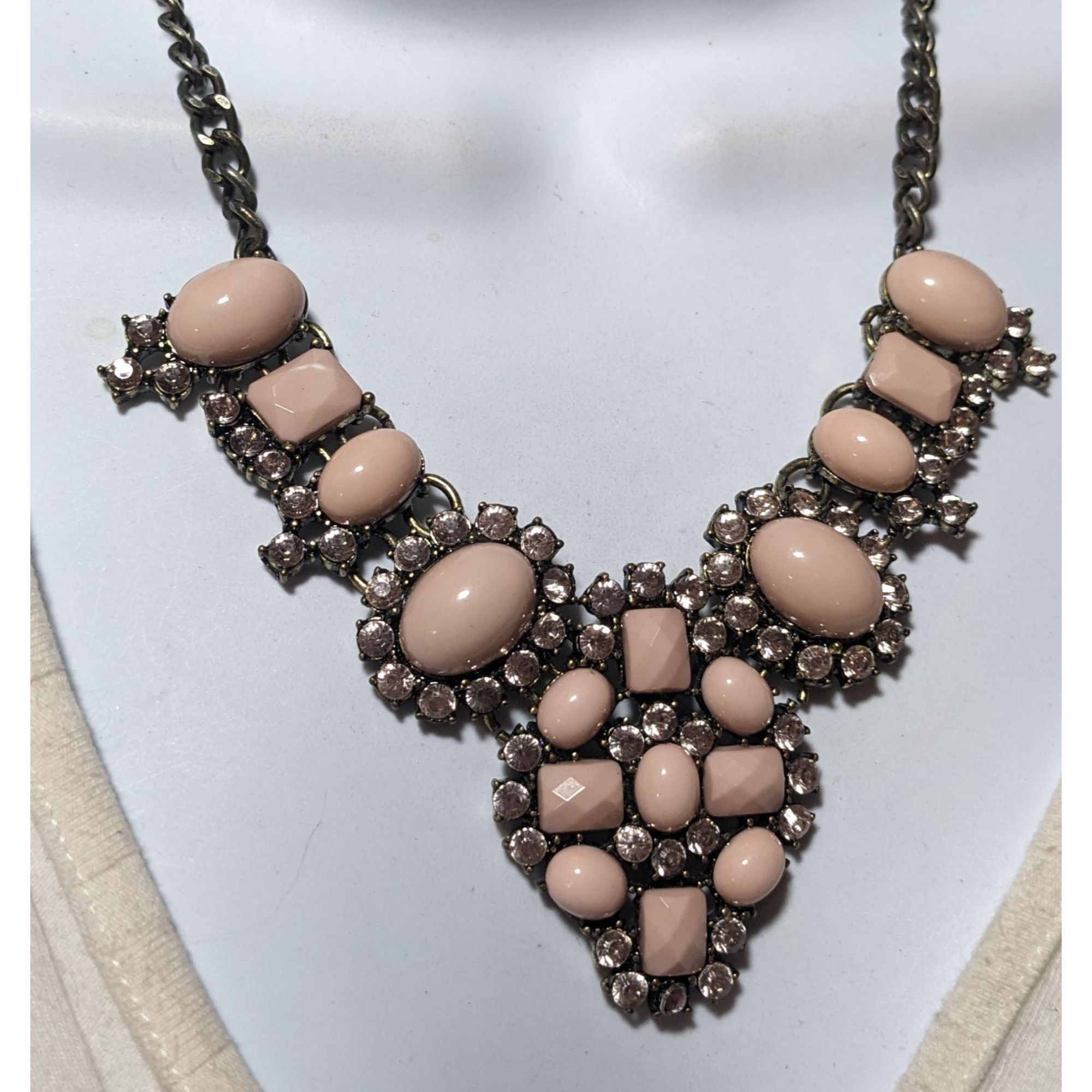Other Sugarfix Pink Gemmed Statement Necklace Size ONE SIZE - 6 Thumbnail