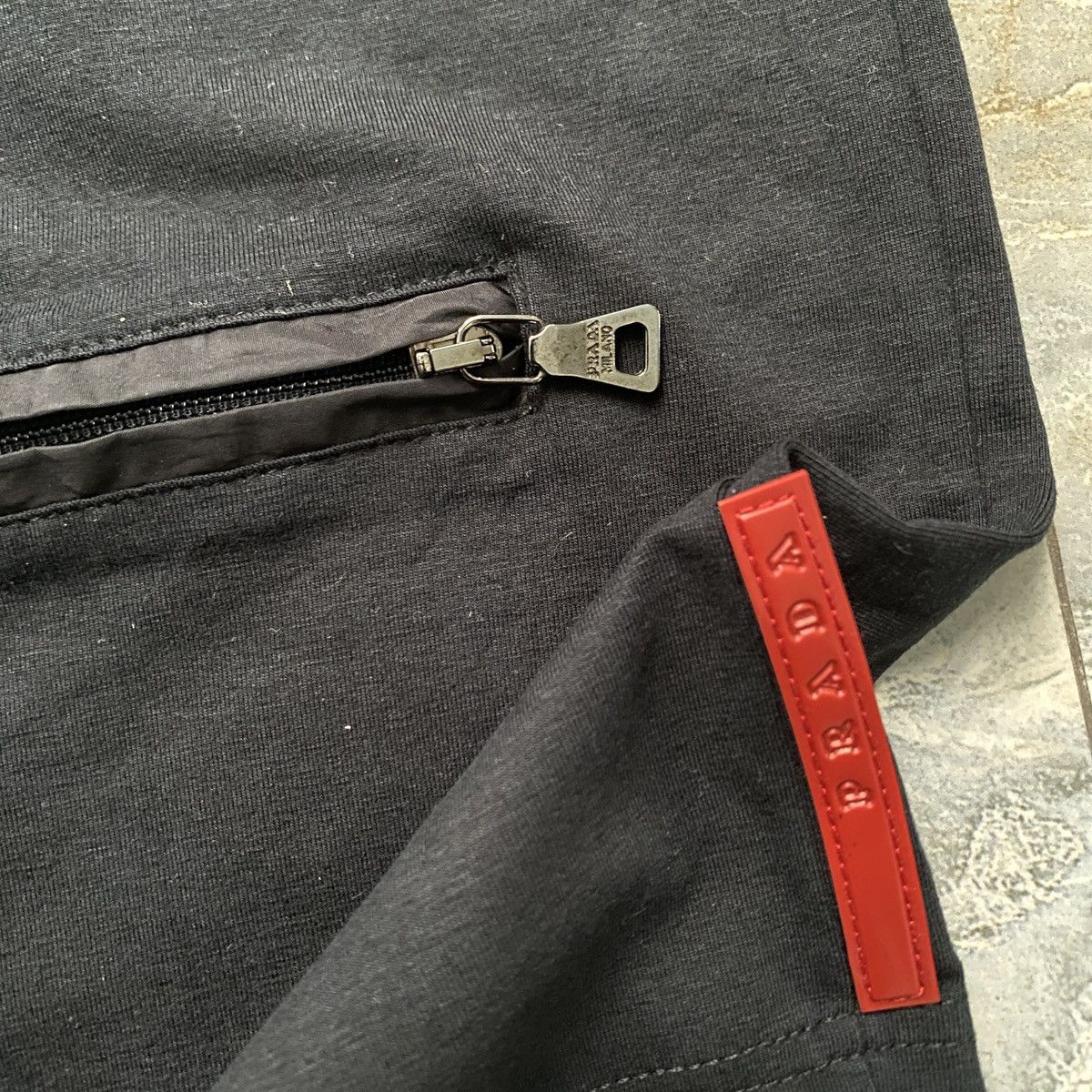 Prada Prada Black Pocket Tshirts Size S / US 4 / IT 40 - 6 Thumbnail