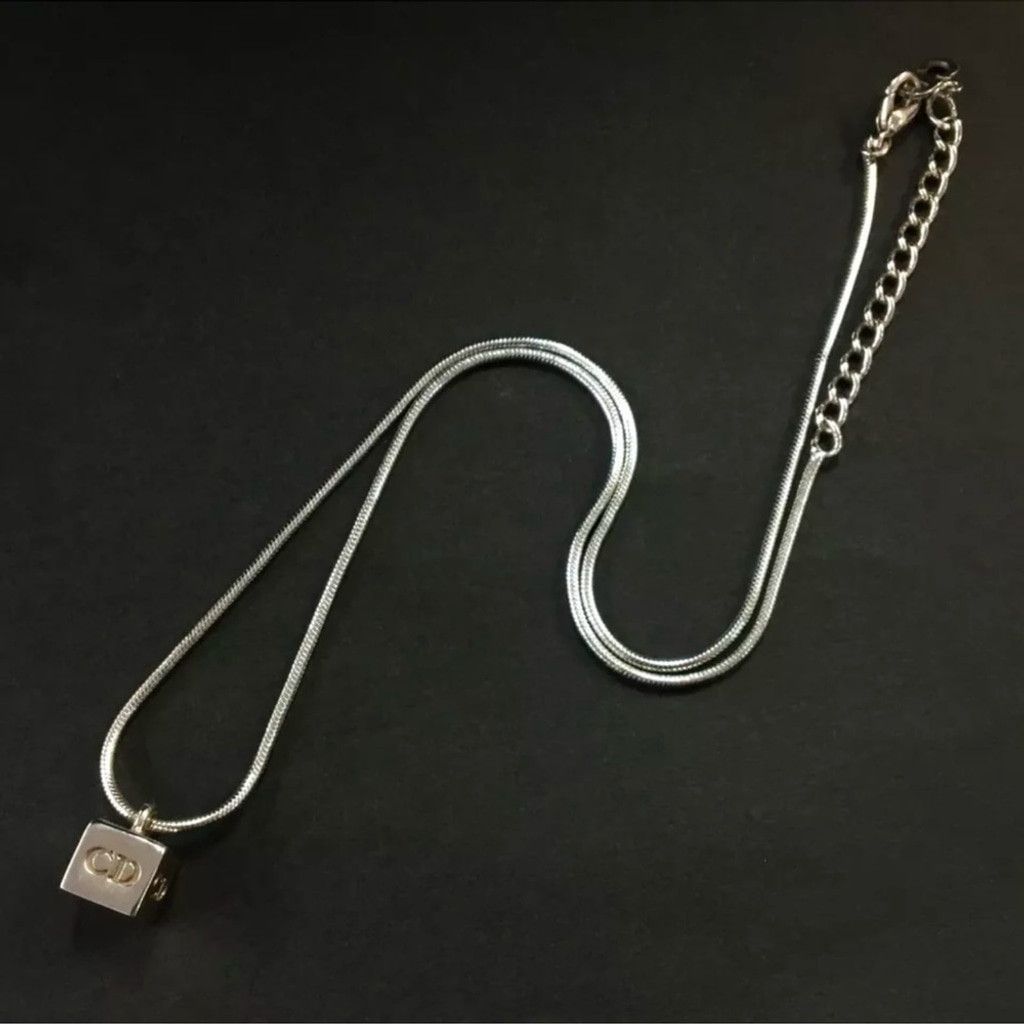 Dior Rare Silver Dior CD necklace excellent vintage condition Size ONE SIZE - 1 Thumbnail