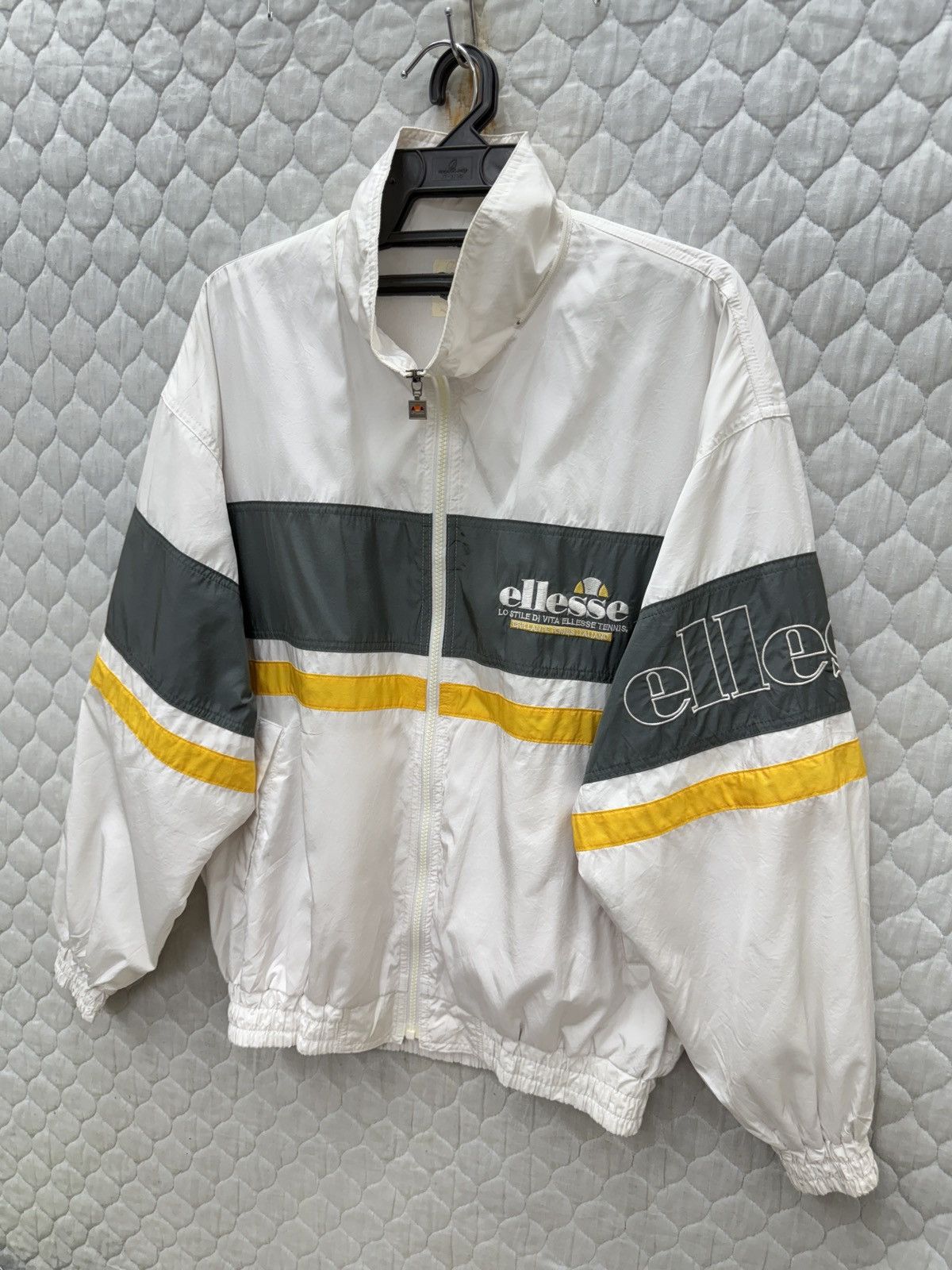 Ellesse 🔥🔥🔥STEALS VTG ELLESE LIGHT JACKET Size US M / EU 48-50 / 2 - 3 Thumbnail