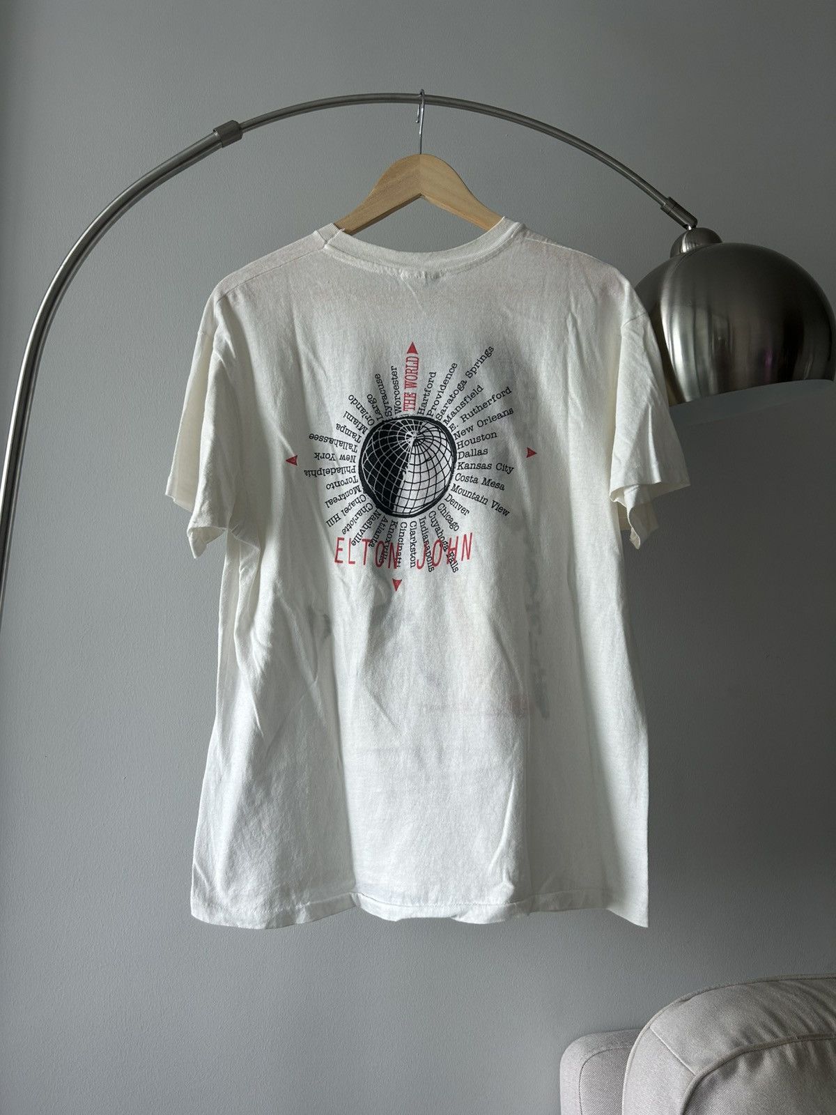 Vintage Elton John Vintage T Shirt 90’ Size US XL / EU 56 / 4 - 5 Thumbnail