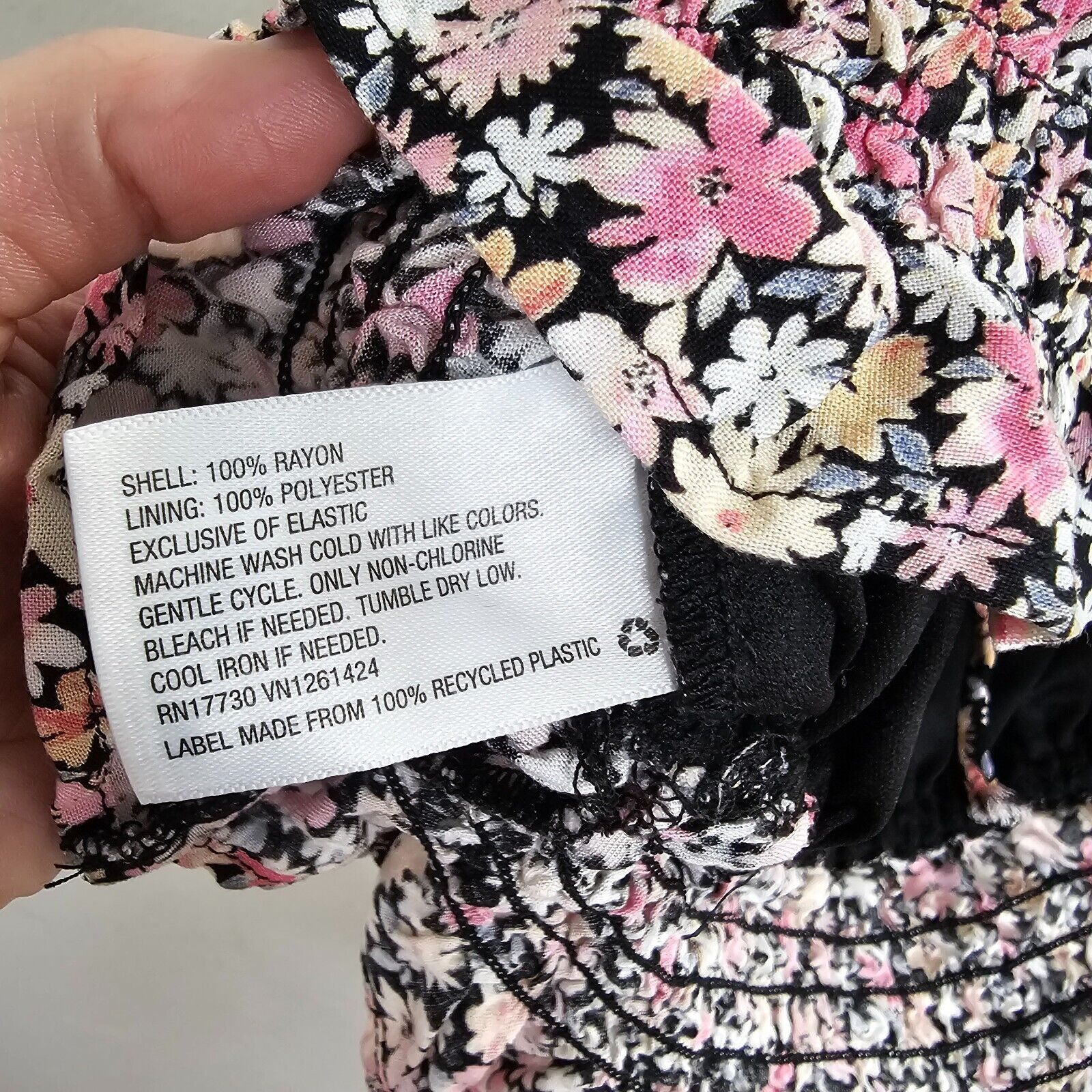 Other Wild Fable Black Floral Keyhole Front Ruche Ruffle Crop Top Size S / US 4 / IT 40 - 7 Thumbnail
