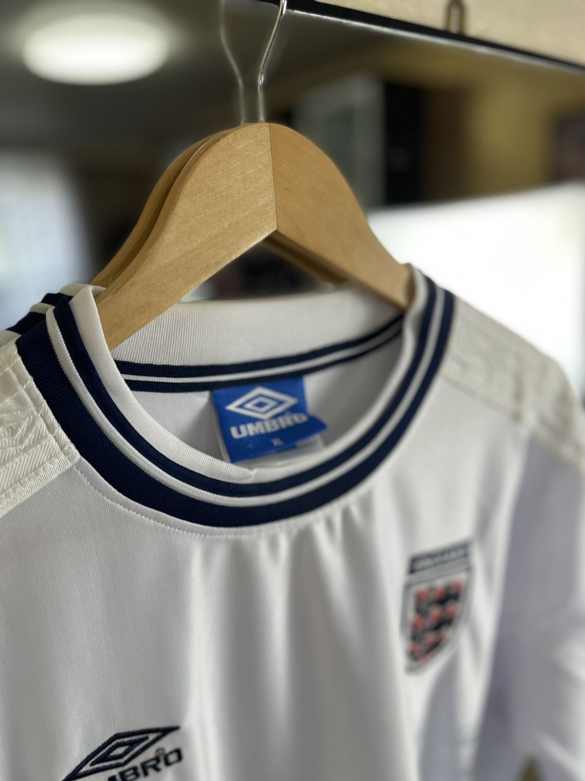 Umbro Umbro England 1999-2001 Home Jersey Vapa Tech Techwear Size US XL / EU 56 / 4 - 2 Thumbnail