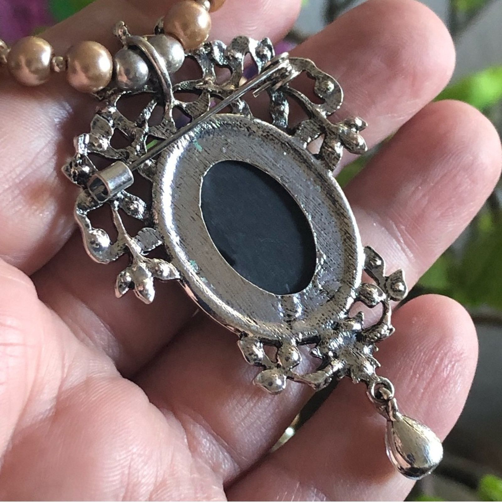 Handmade Handcrafted repurpose Victorian lady cameo Pearl necklace Size ONE SIZE - 12 Thumbnail