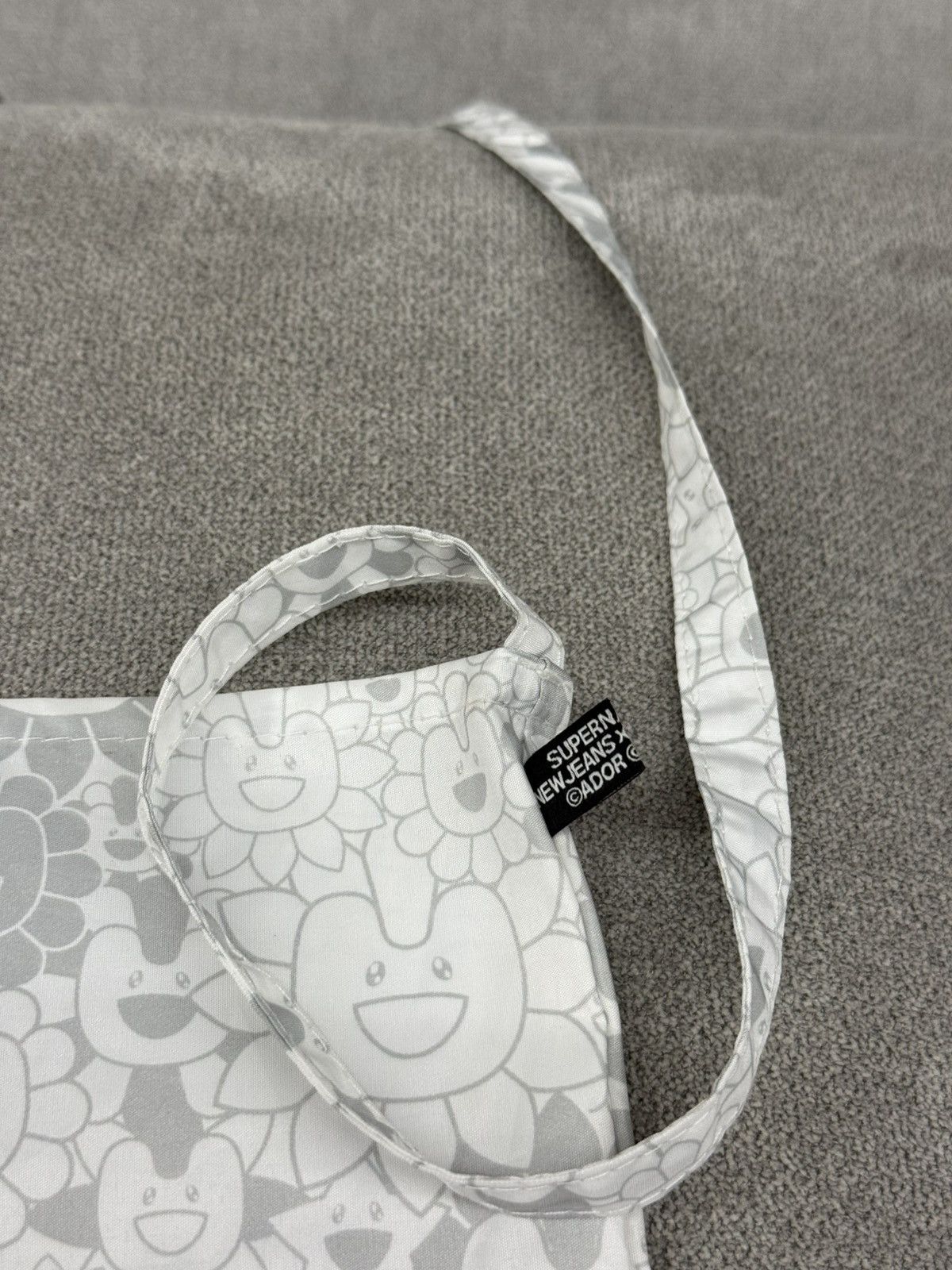 Takashi Murakami Takashi Murakami Supernatural Newjeans Crossbody Bag Size ONE SIZE - 5 Thumbnail