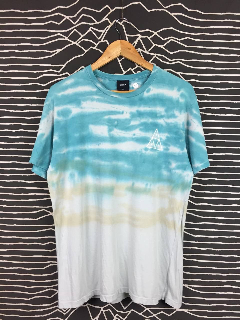 Huf HUF Triple Triangle Logo Tie Dye Skate Tee Size US M / EU 48-50 / 2 - 1 Thumbnail