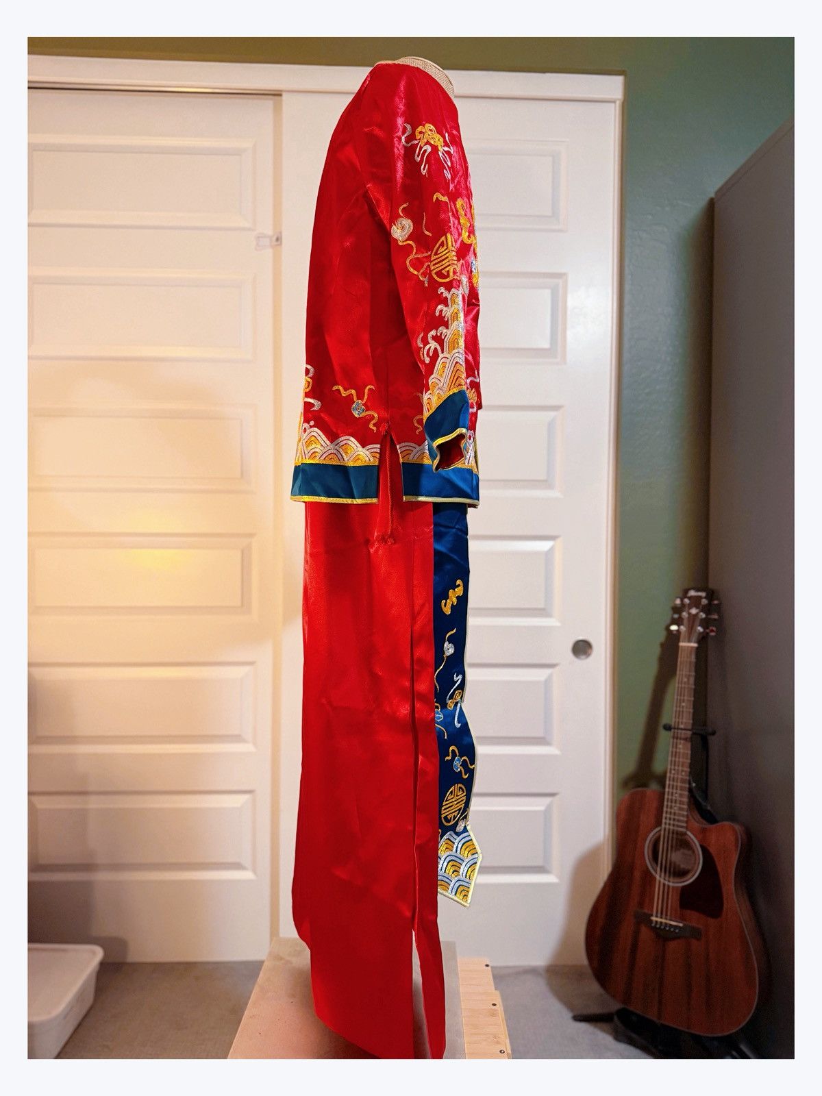 Other Men’s Traditional Chinese Wedding Outfit – Red & Gold Dragon Size 38L - 6 Thumbnail
