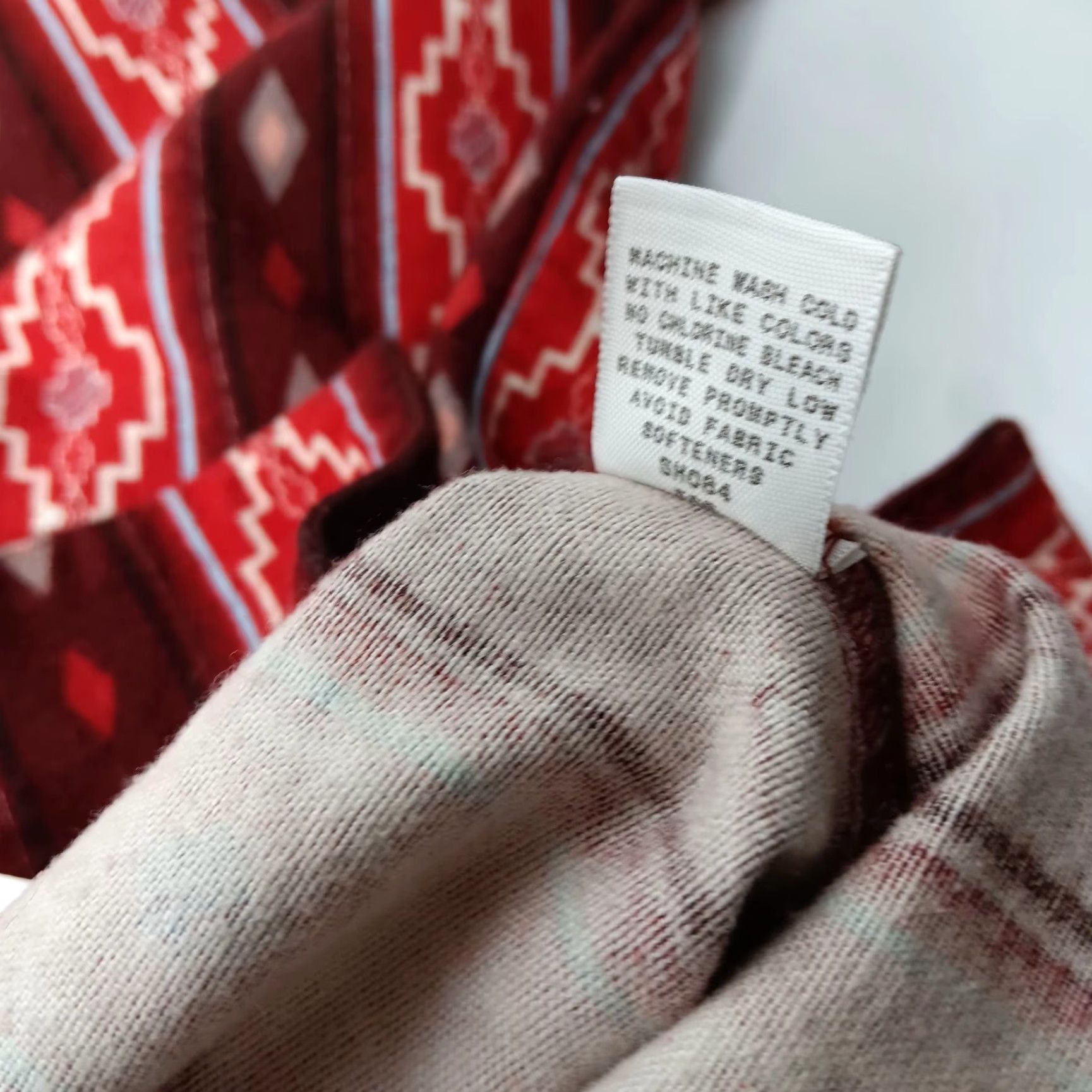 Vintage VINTAGE Cabela's Womens M Flannel Shirt Red Southwest Aztec Lace Up Long Sleeve Mens? Womens? Size M / US 6-8 / IT 42-44 - 6 Thumbnail