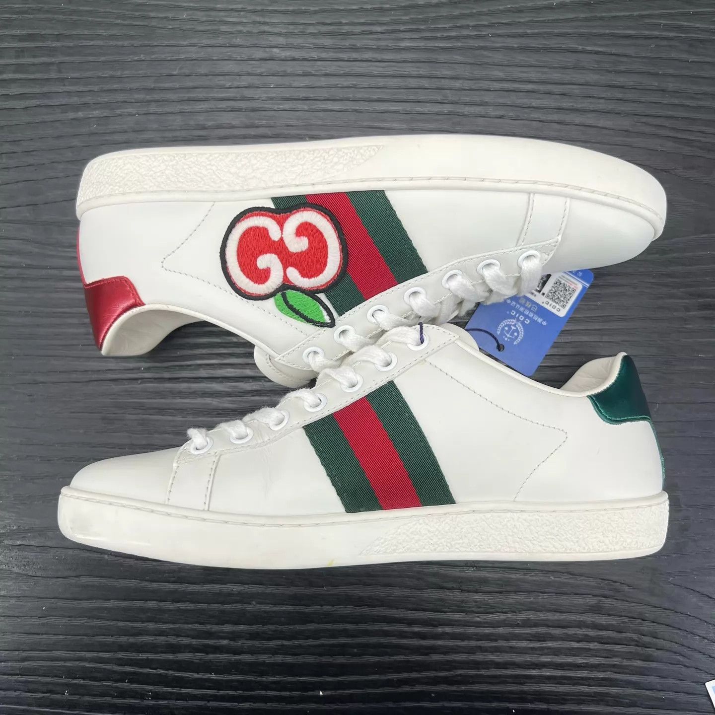 Gucci Gucci Ace Cherry White Sneaker 36 Near Mint Original Box Size US 5.5 / IT 35.5 - 2 Thumbnail