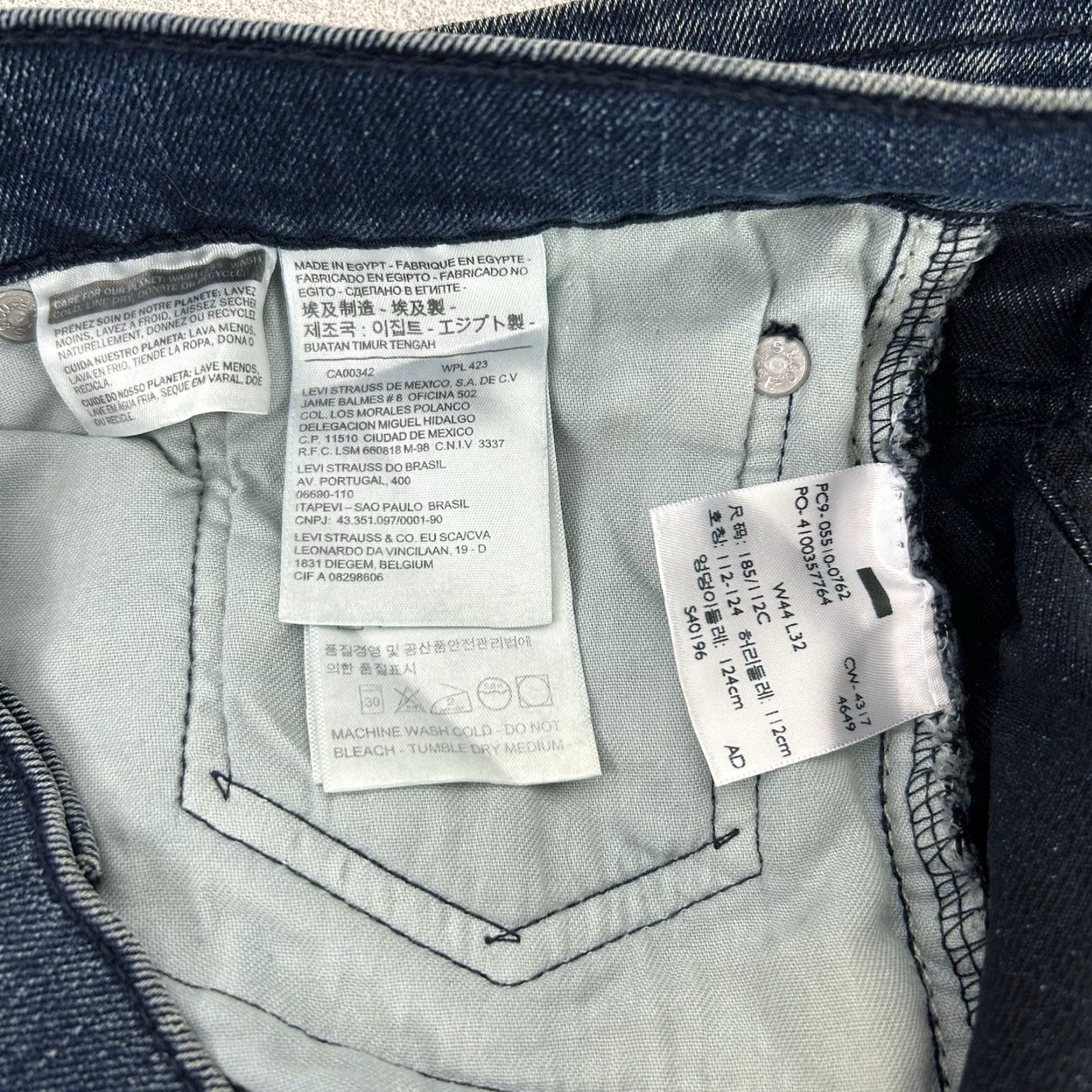 Levi's Levi's 510 Jeans Men 44x32 Blue Skinny Fit Medium Wash Denim Stretch Regular Size US 44 / EU 60 - 4 Thumbnail