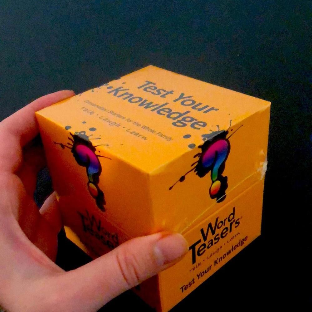 Designer New in Packaging Test Your Knowledge Game Size ONE SIZE - 1 Thumbnail